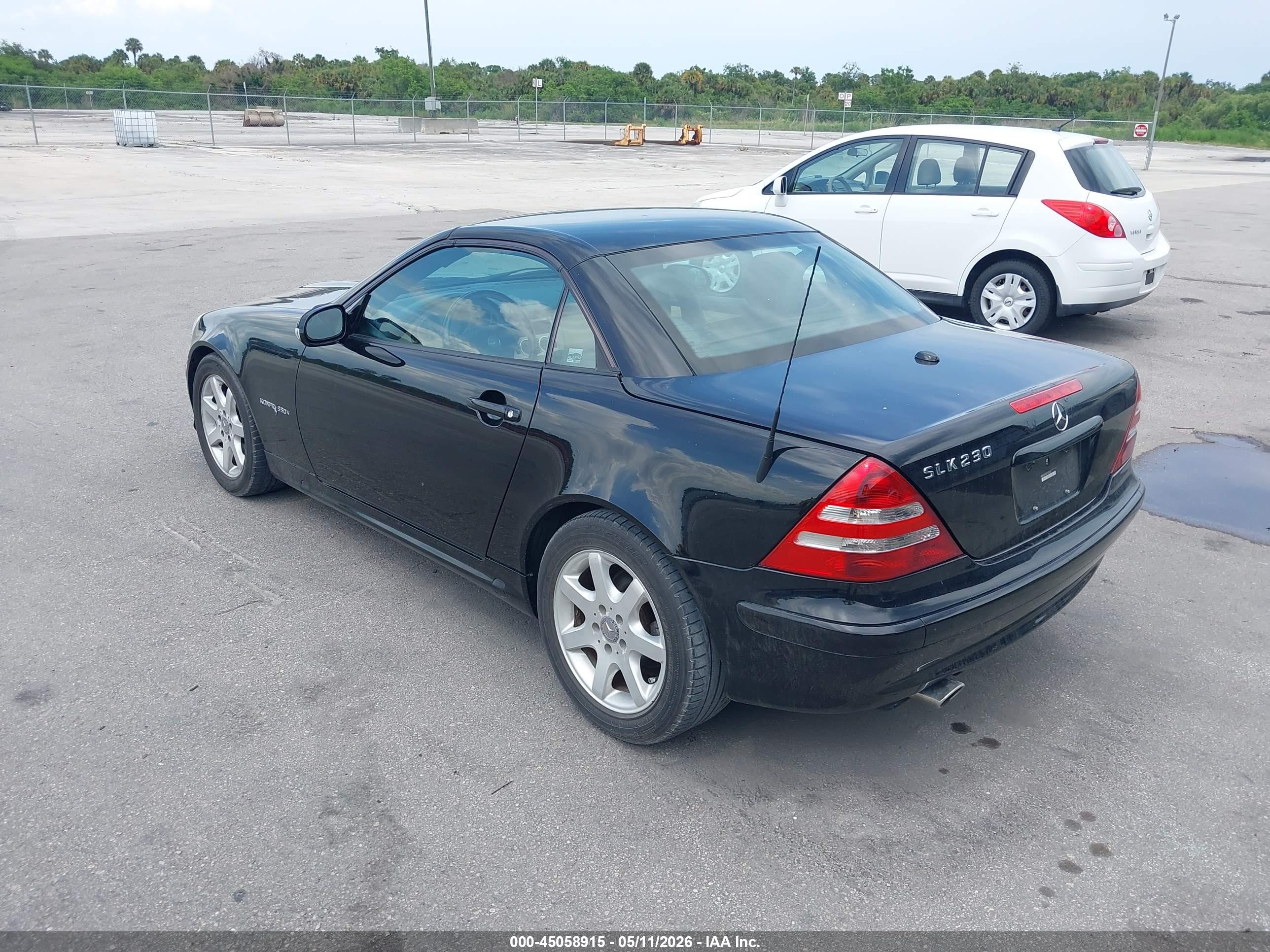 MERCEDES-BENZ SLK image 3