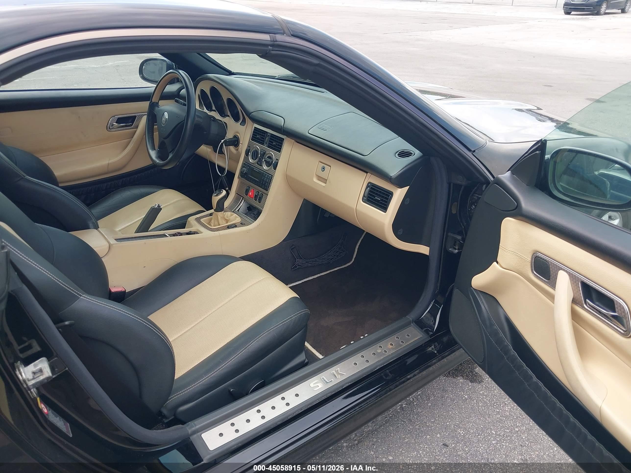 MERCEDES-BENZ SLK image 5