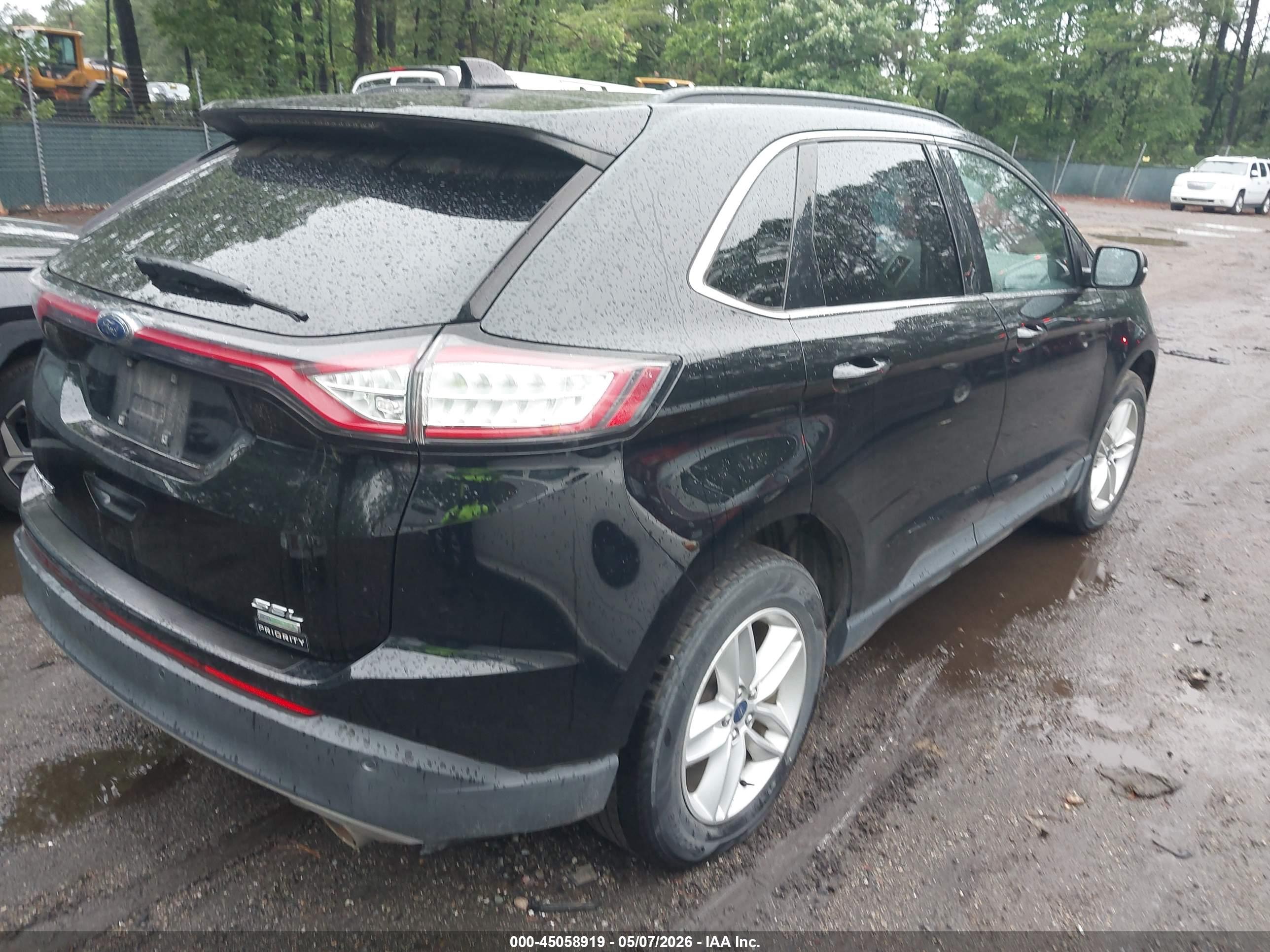 FORD EDGE image 4