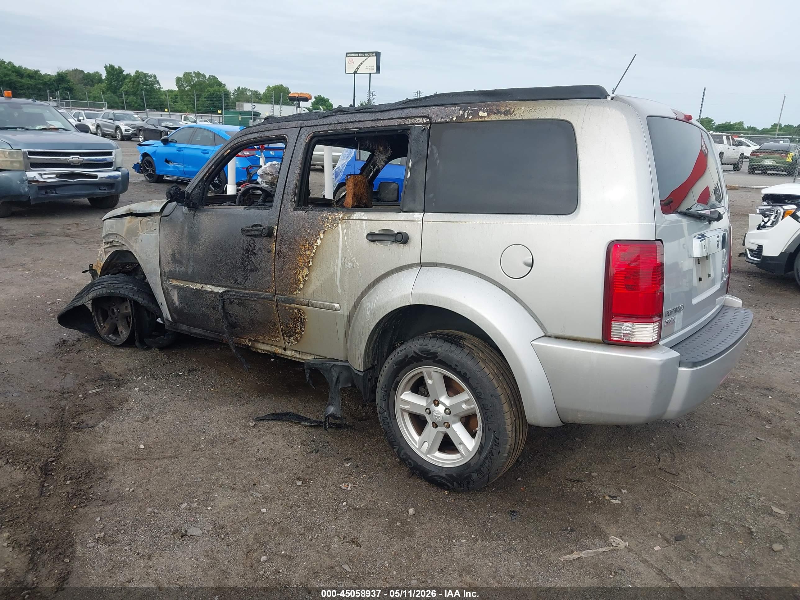 DODGE NITRO image 3