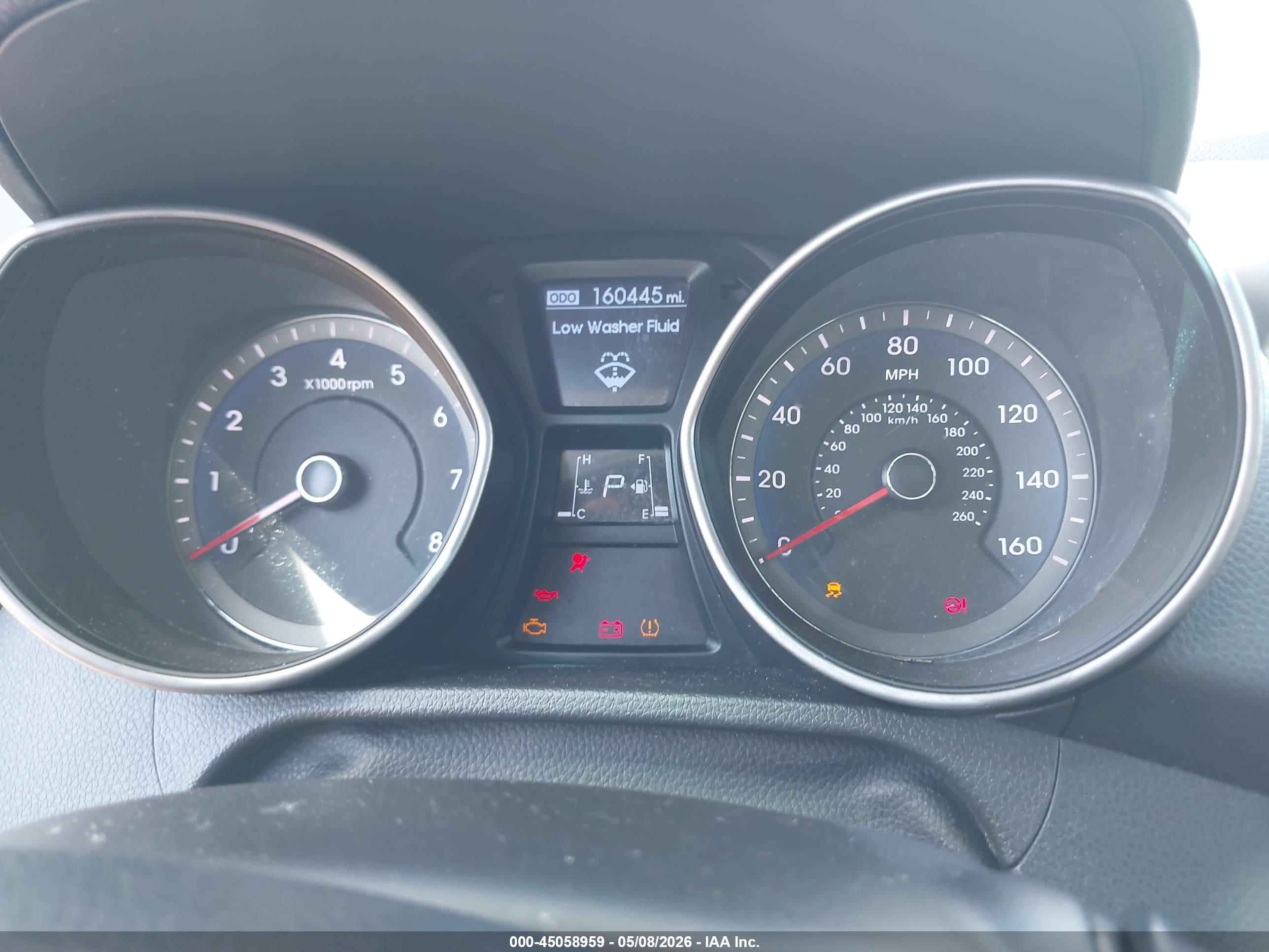 HYUNDAI ELANTRA image 7