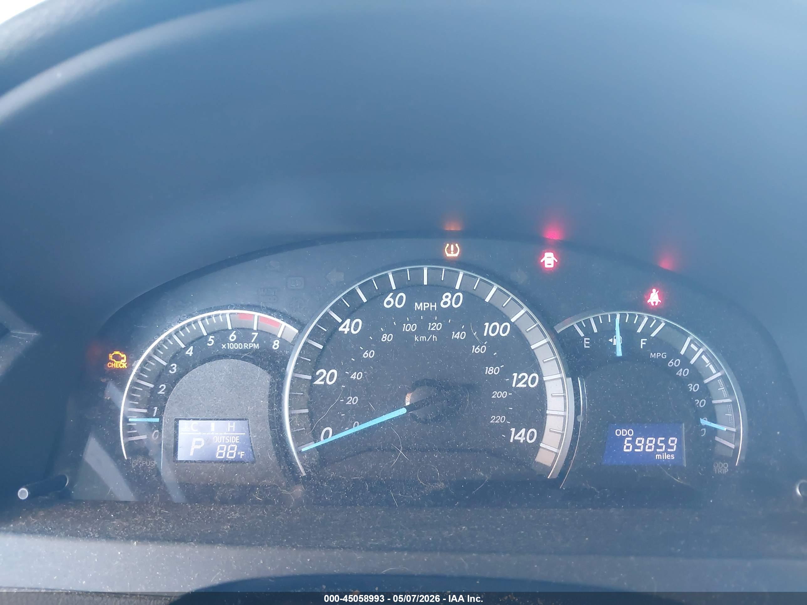 TOYOTA CAMRY image 7