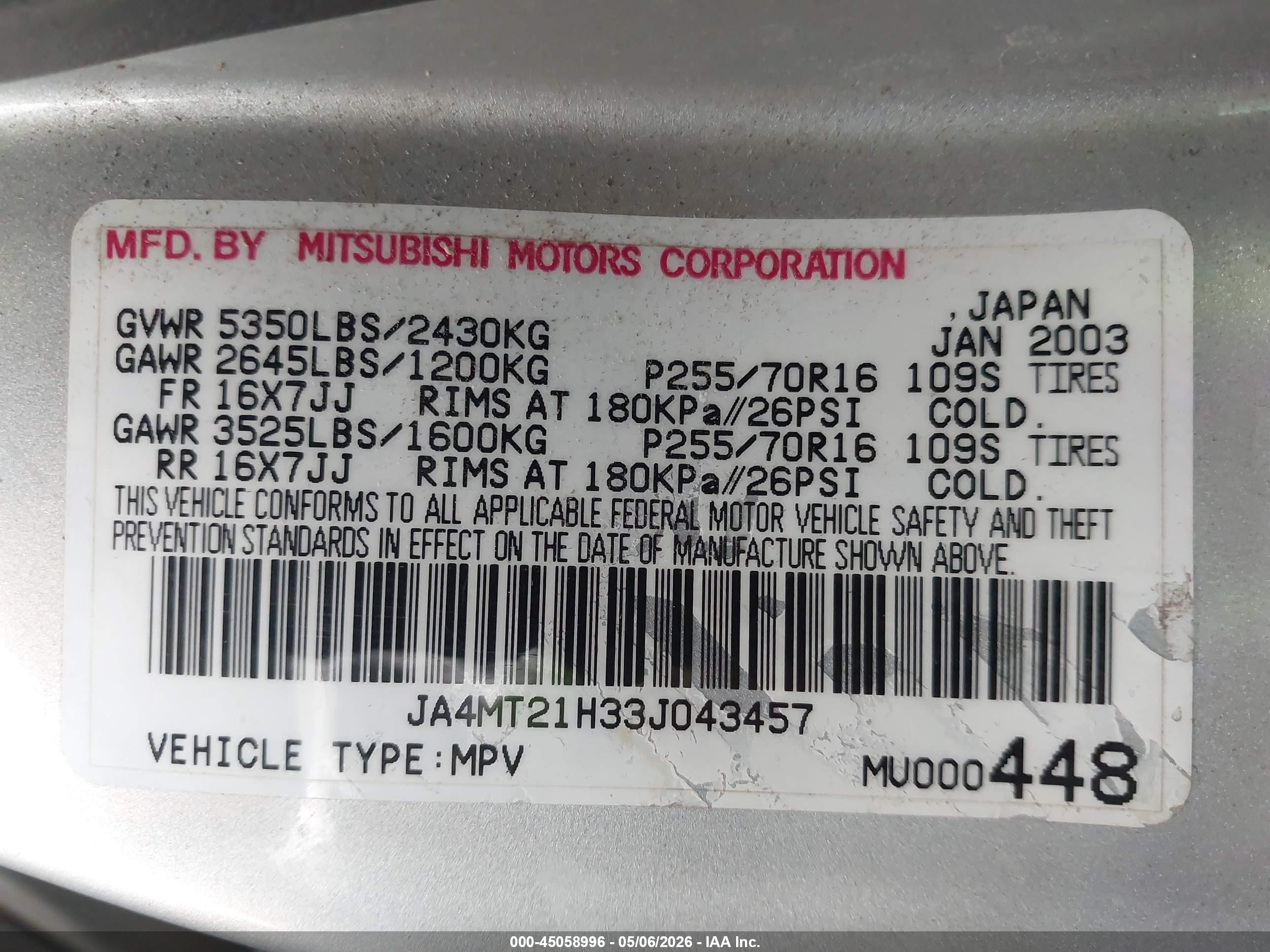 MITSUBISHI MONTERO image 9