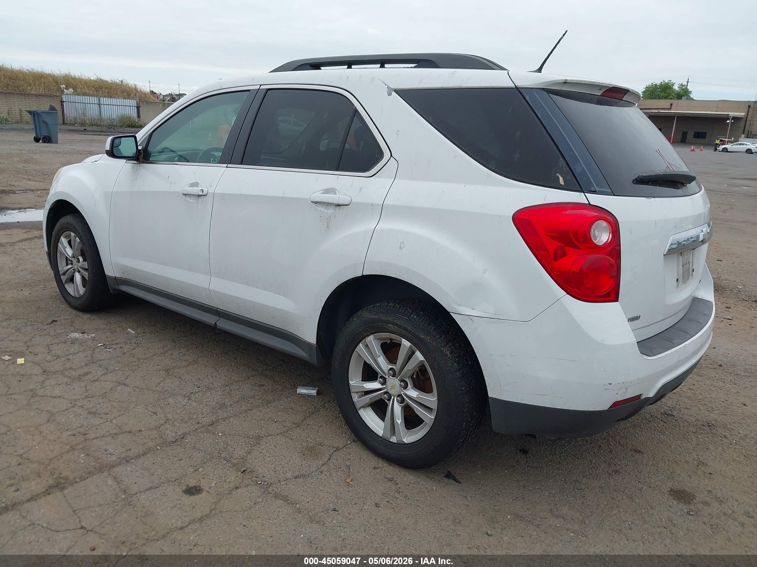 CHEVROLET EQUINOX image 3