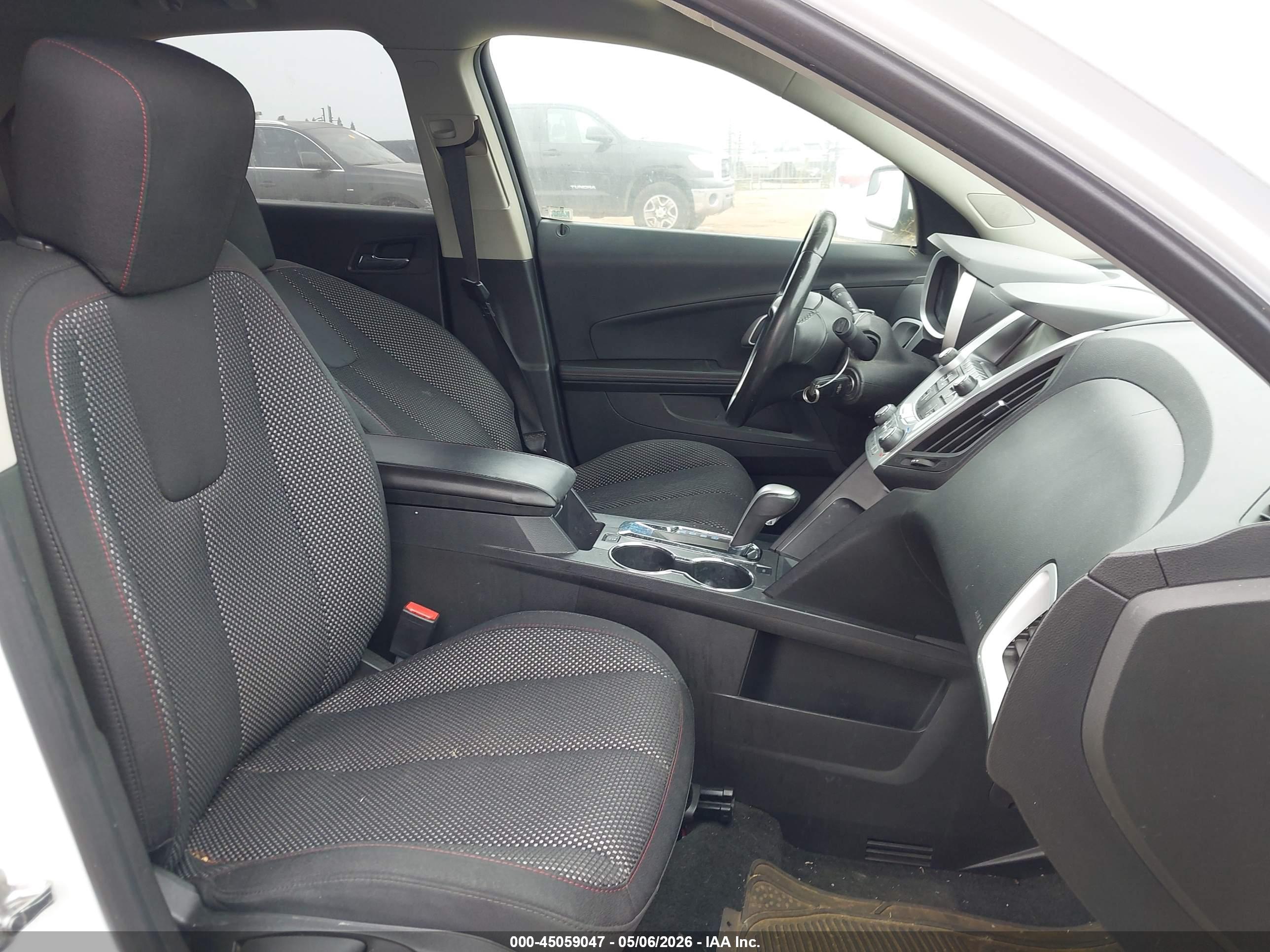 CHEVROLET EQUINOX image 5
