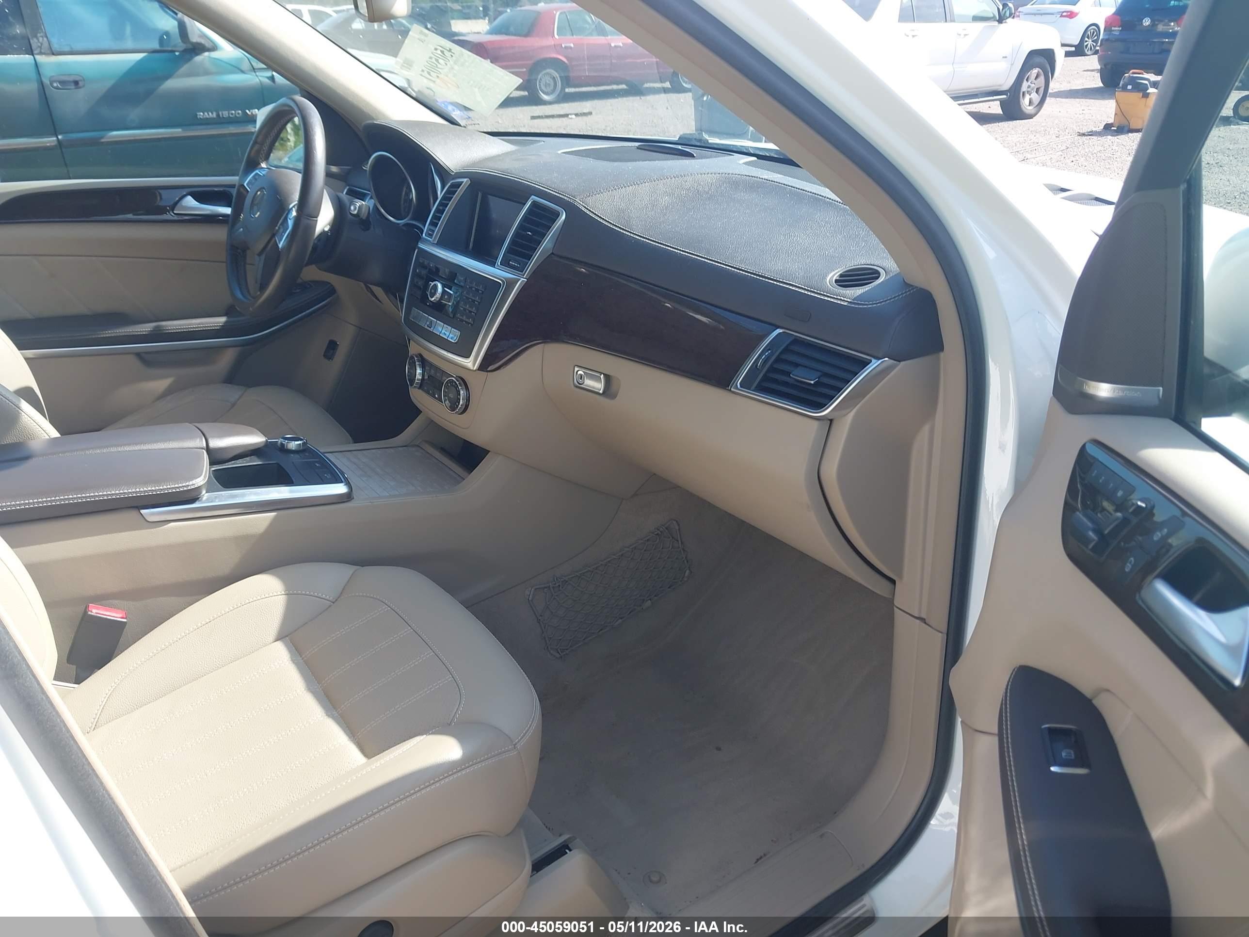 MERCEDES-BENZ GL image 5