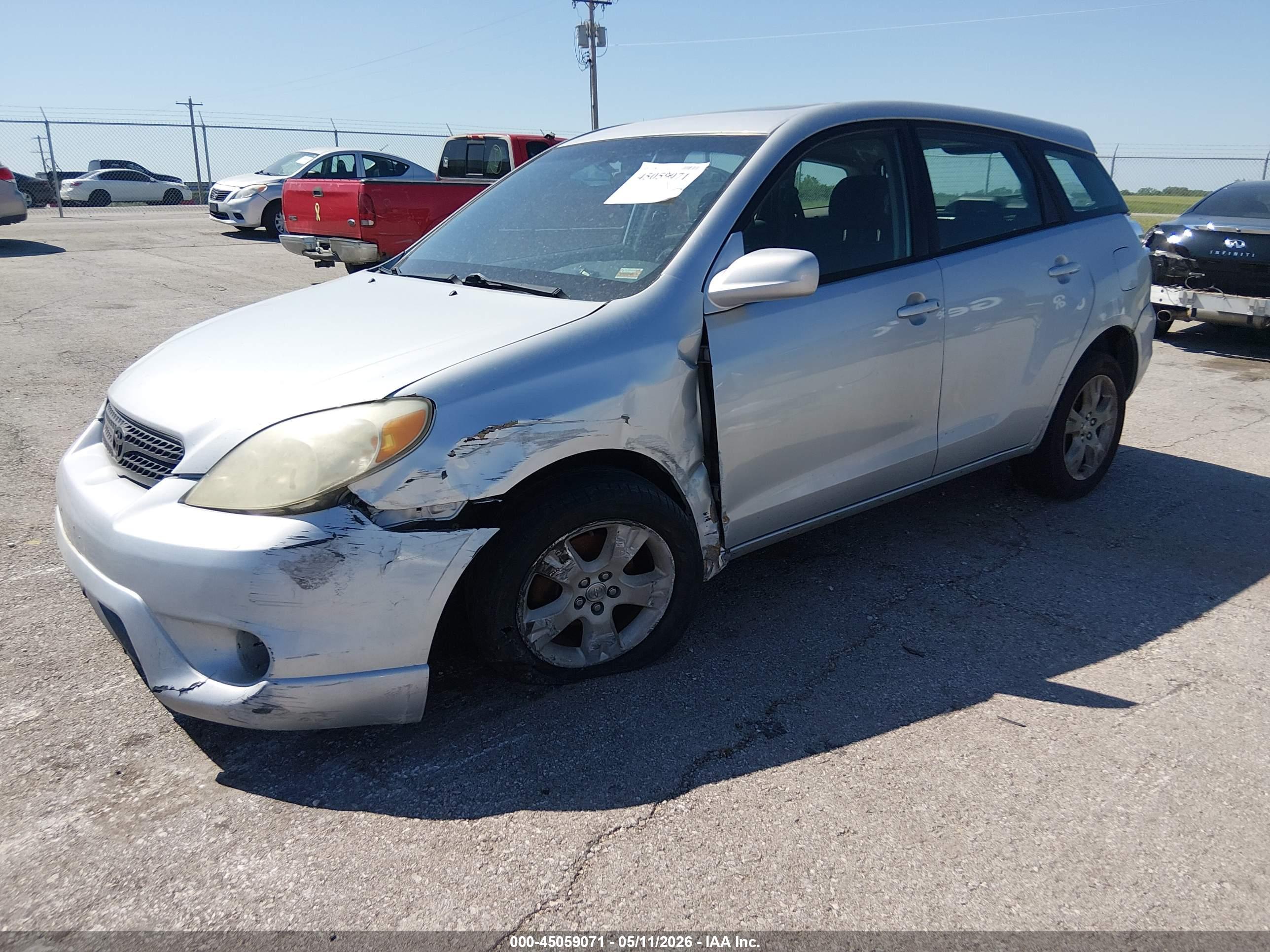TOYOTA MATRIX image 2