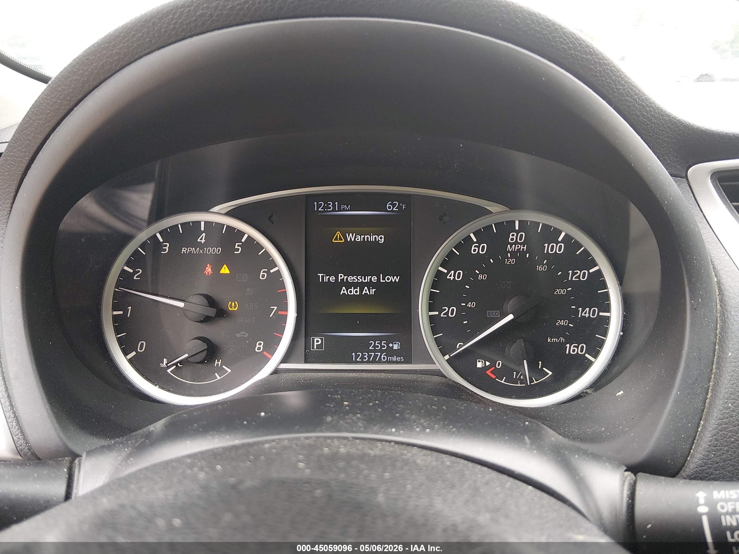 NISSAN SENTRA image 7