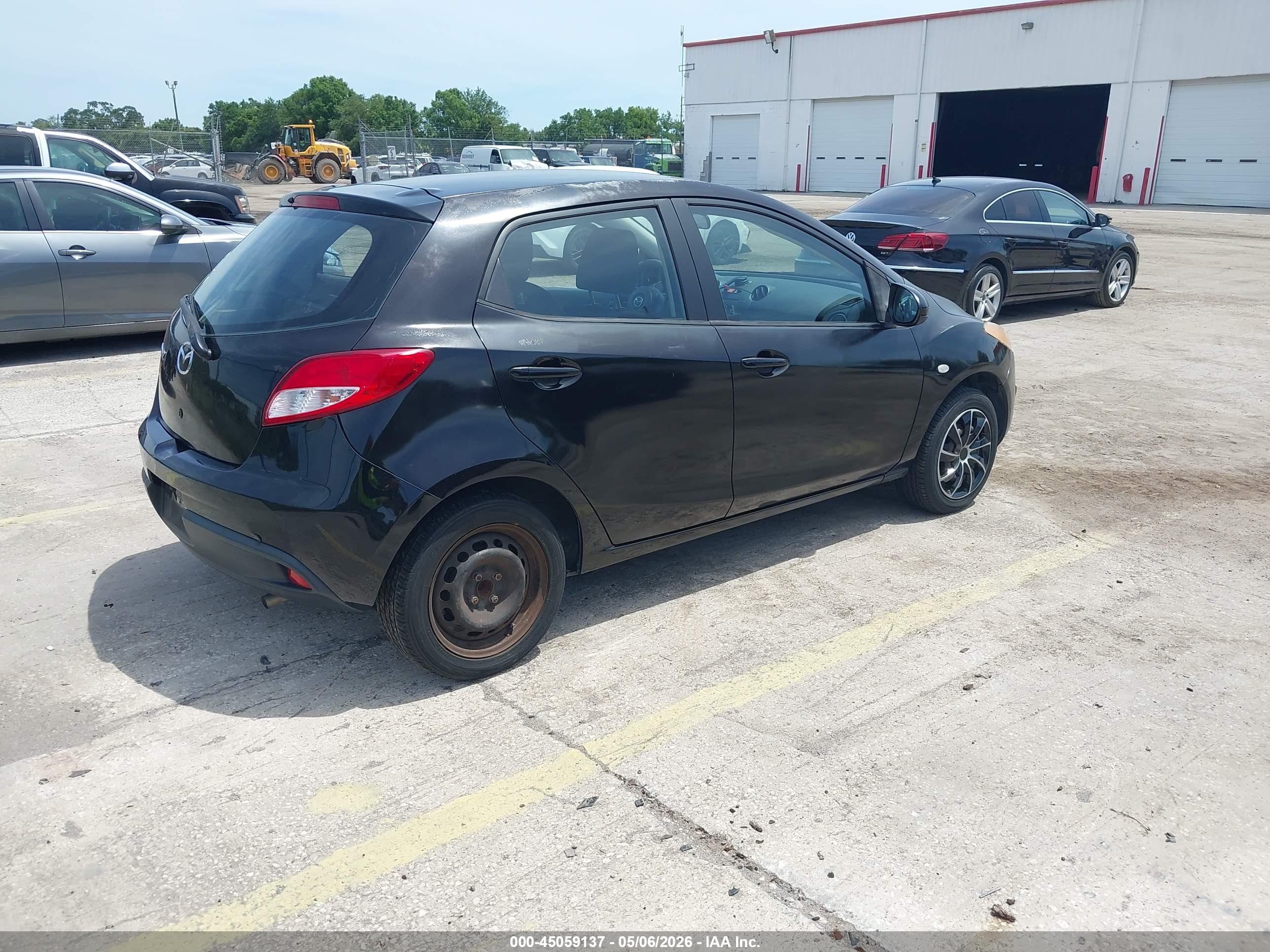 MAZDA MAZDA2 image 4