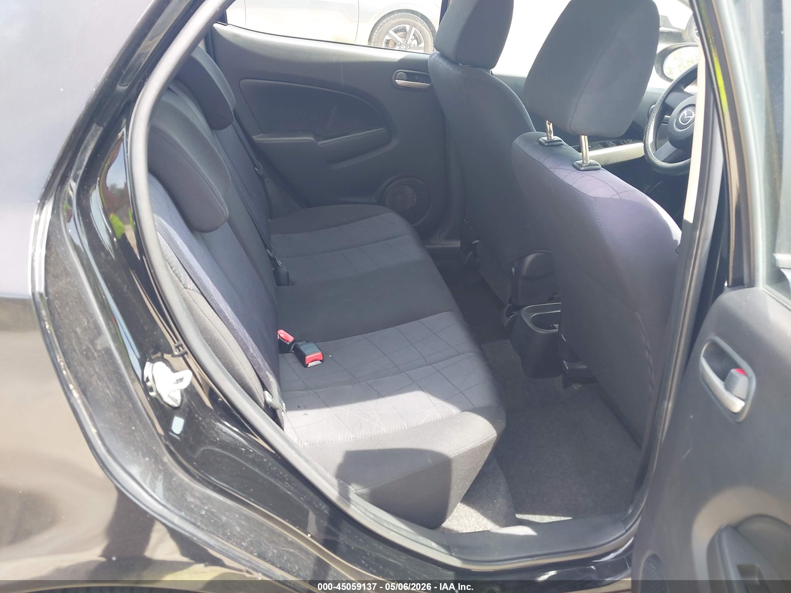 MAZDA MAZDA2 image 8