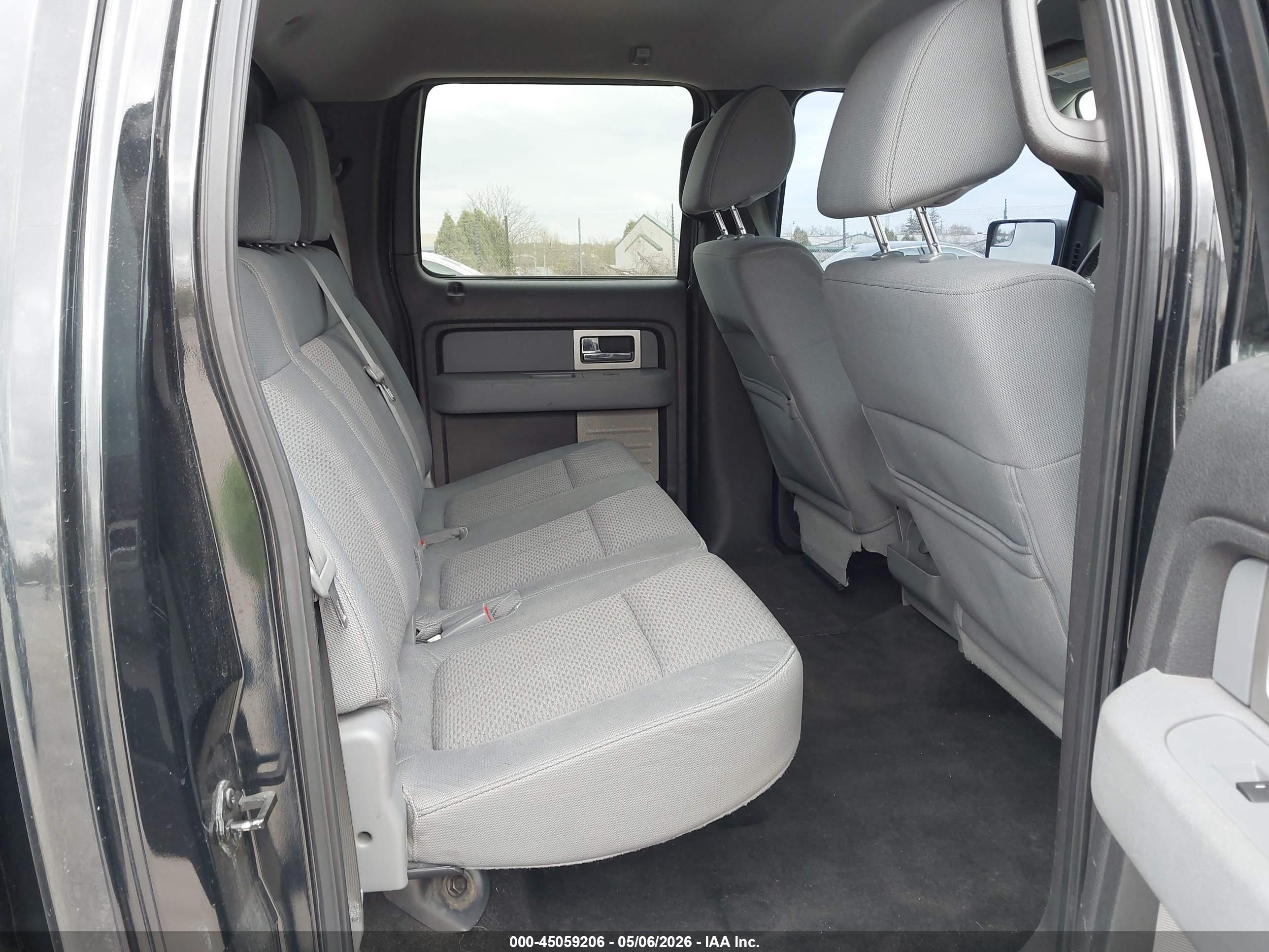 FORD F-150 image 8