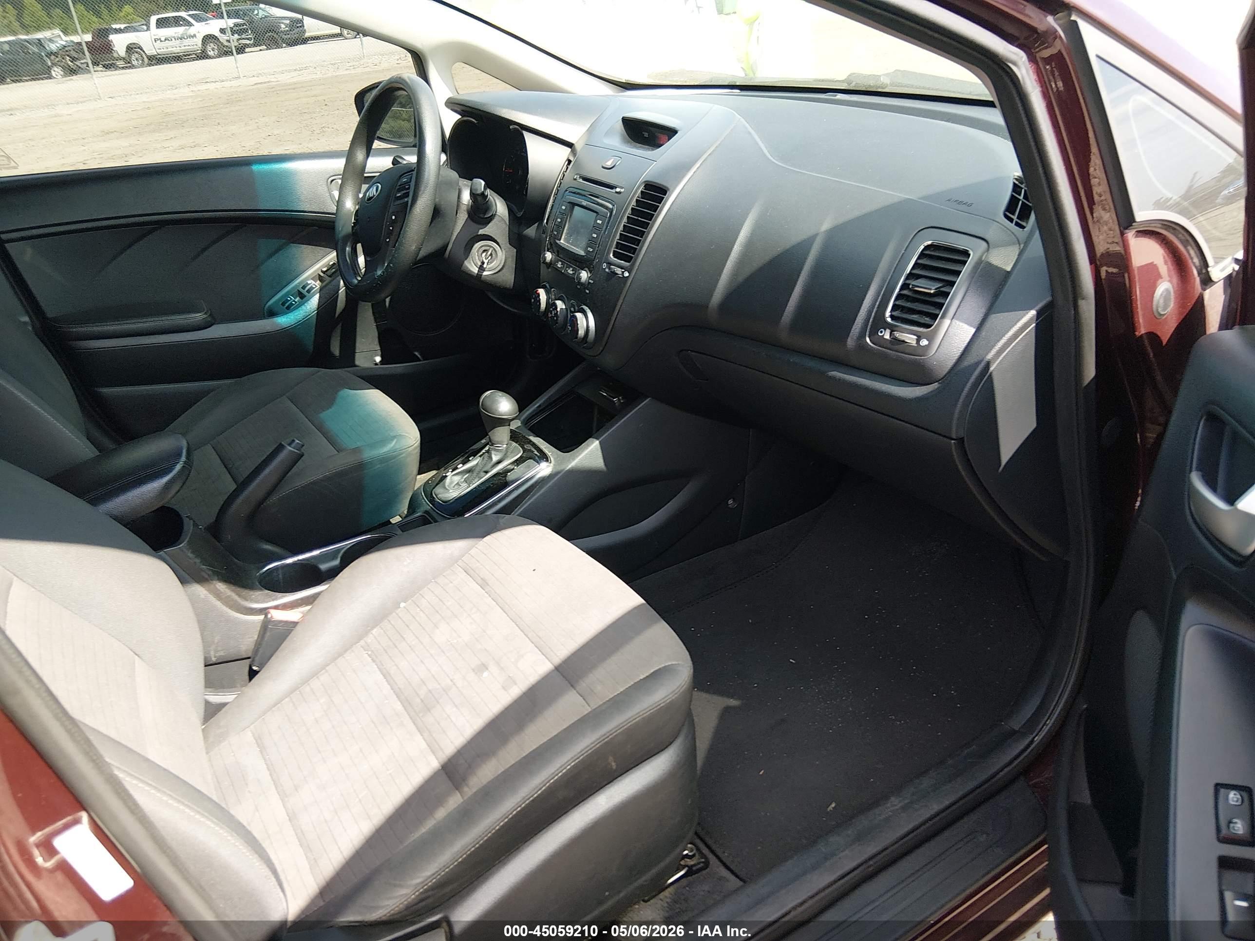 KIA FORTE image 5
