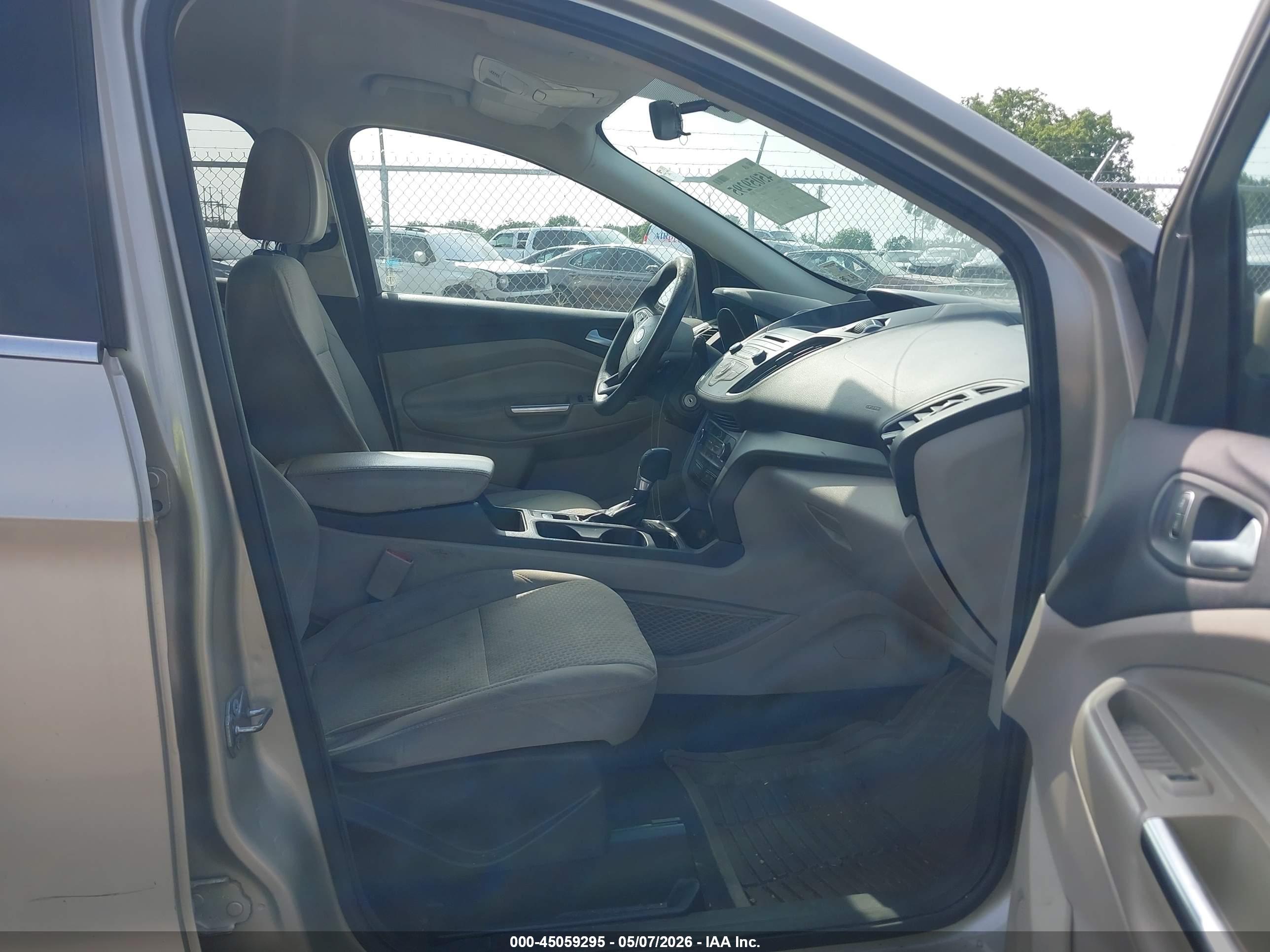 FORD ESCAPE image 5