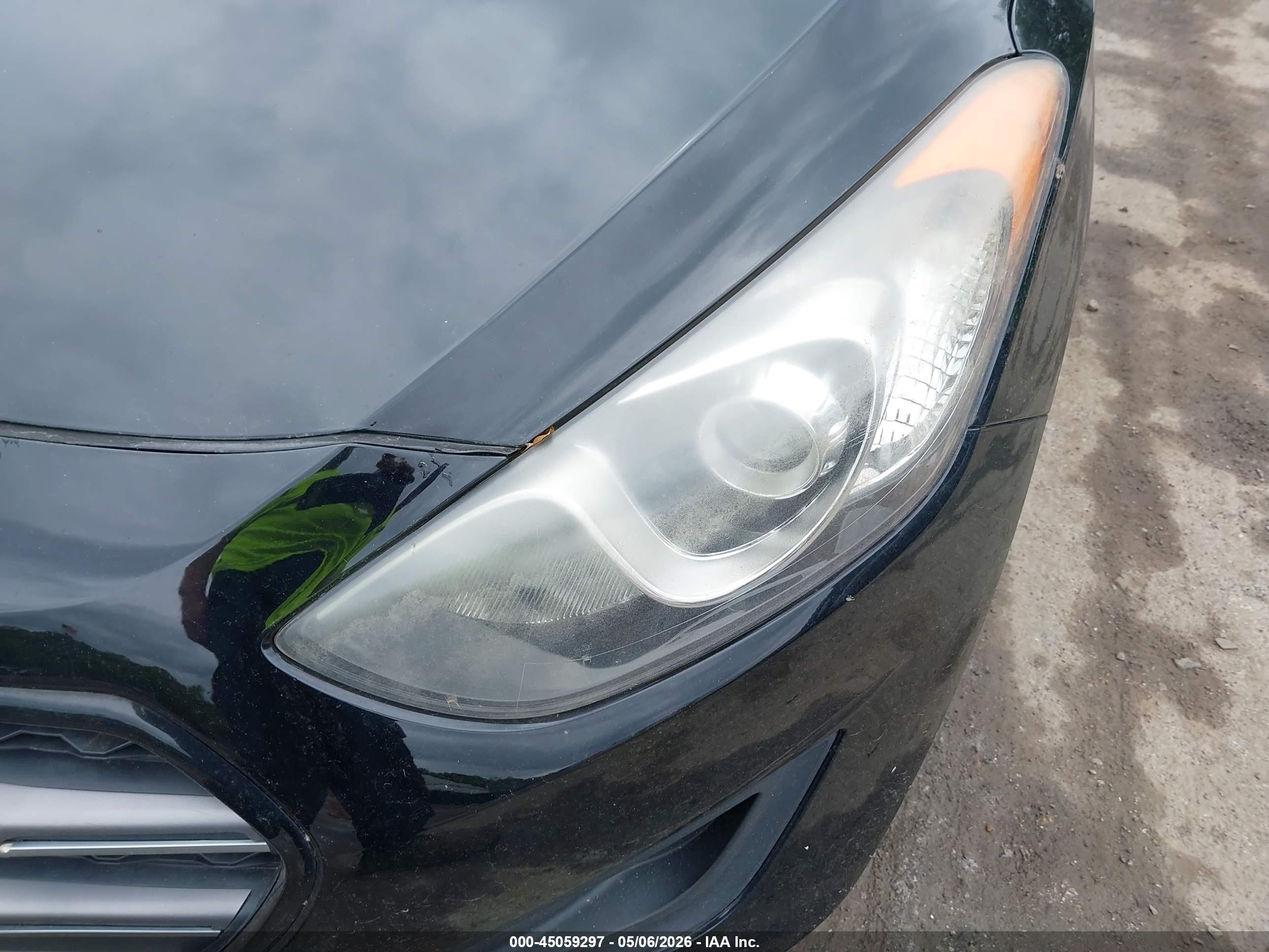 HYUNDAI ELANTRA image 6