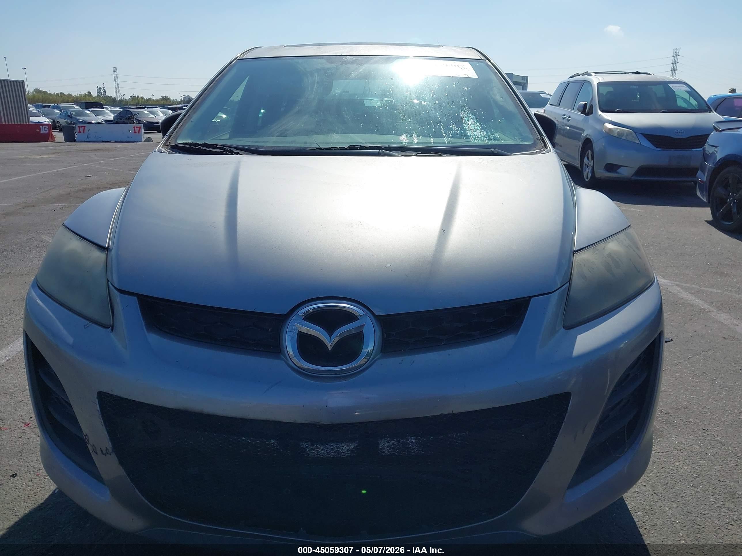 MAZDA CX-7 image 6