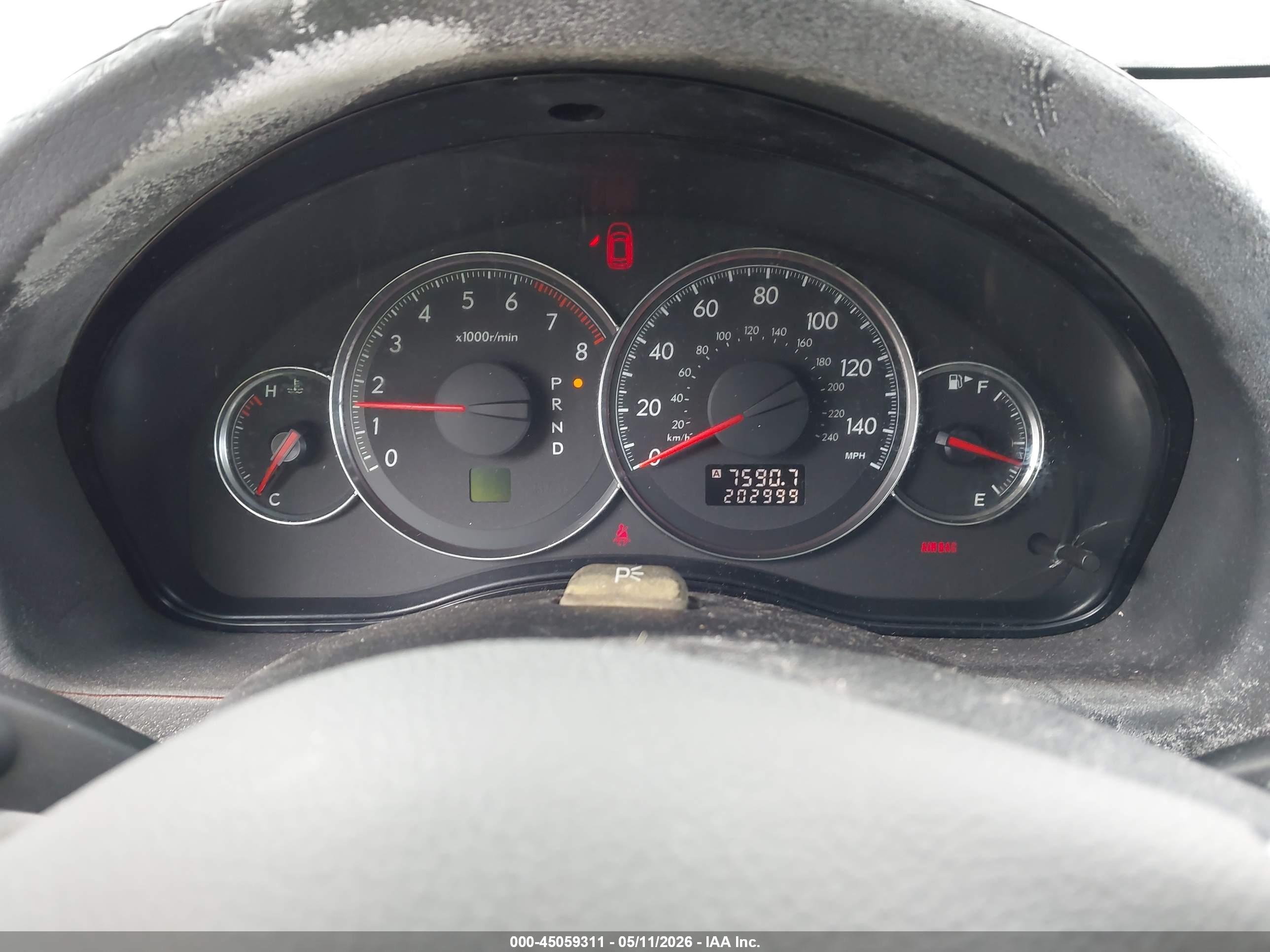 SUBARU OUTBACK image 7
