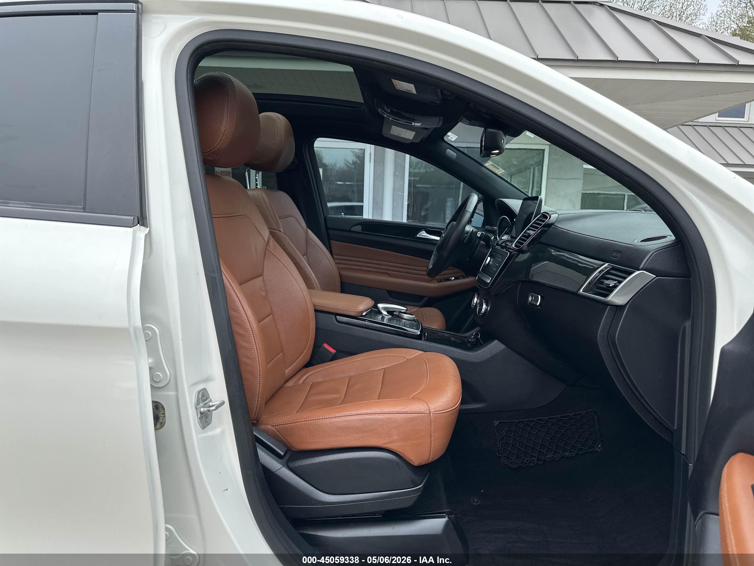 MERCEDES-BENZ GLE image 5