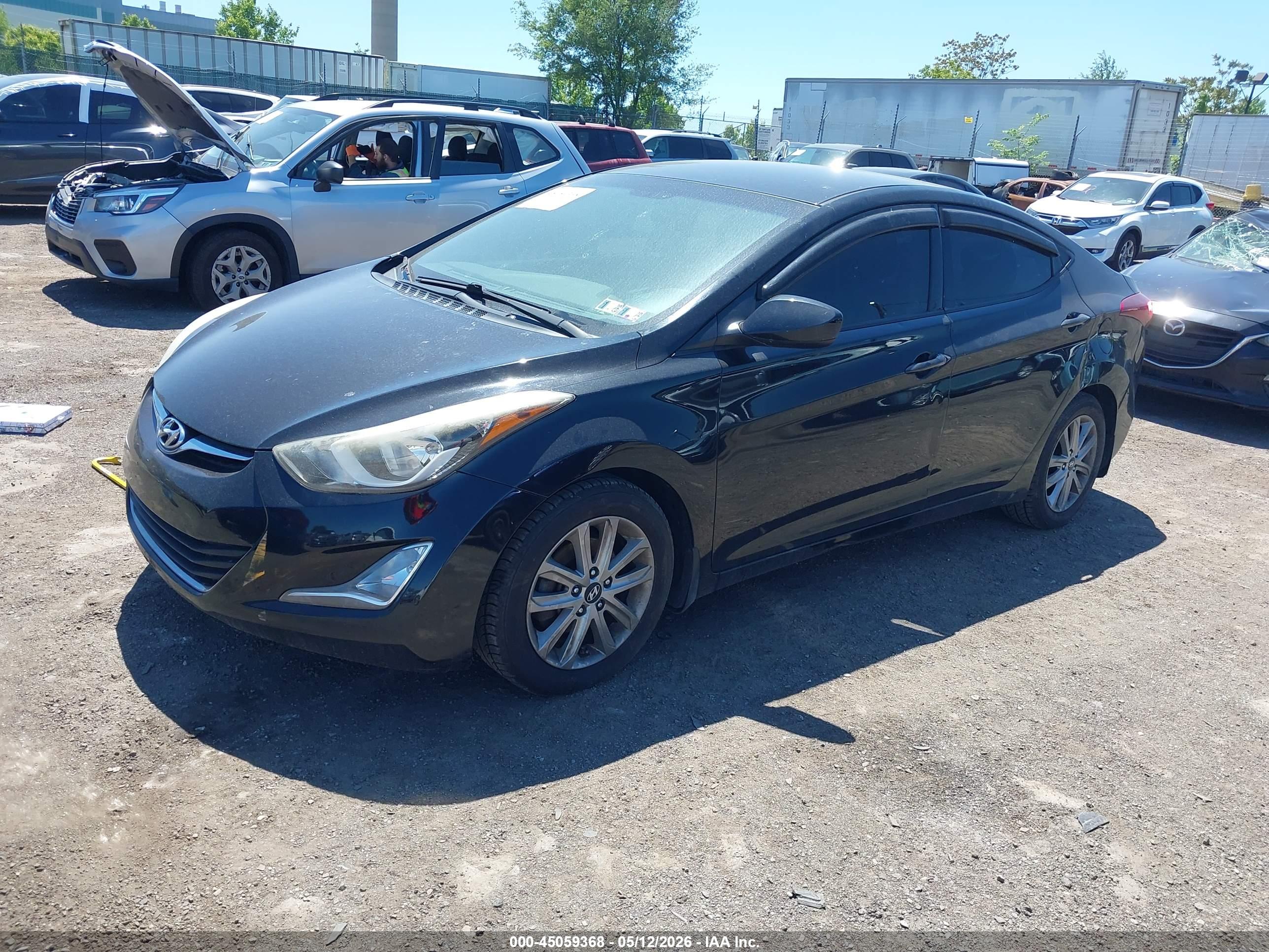 HYUNDAI ELANTRA image 2