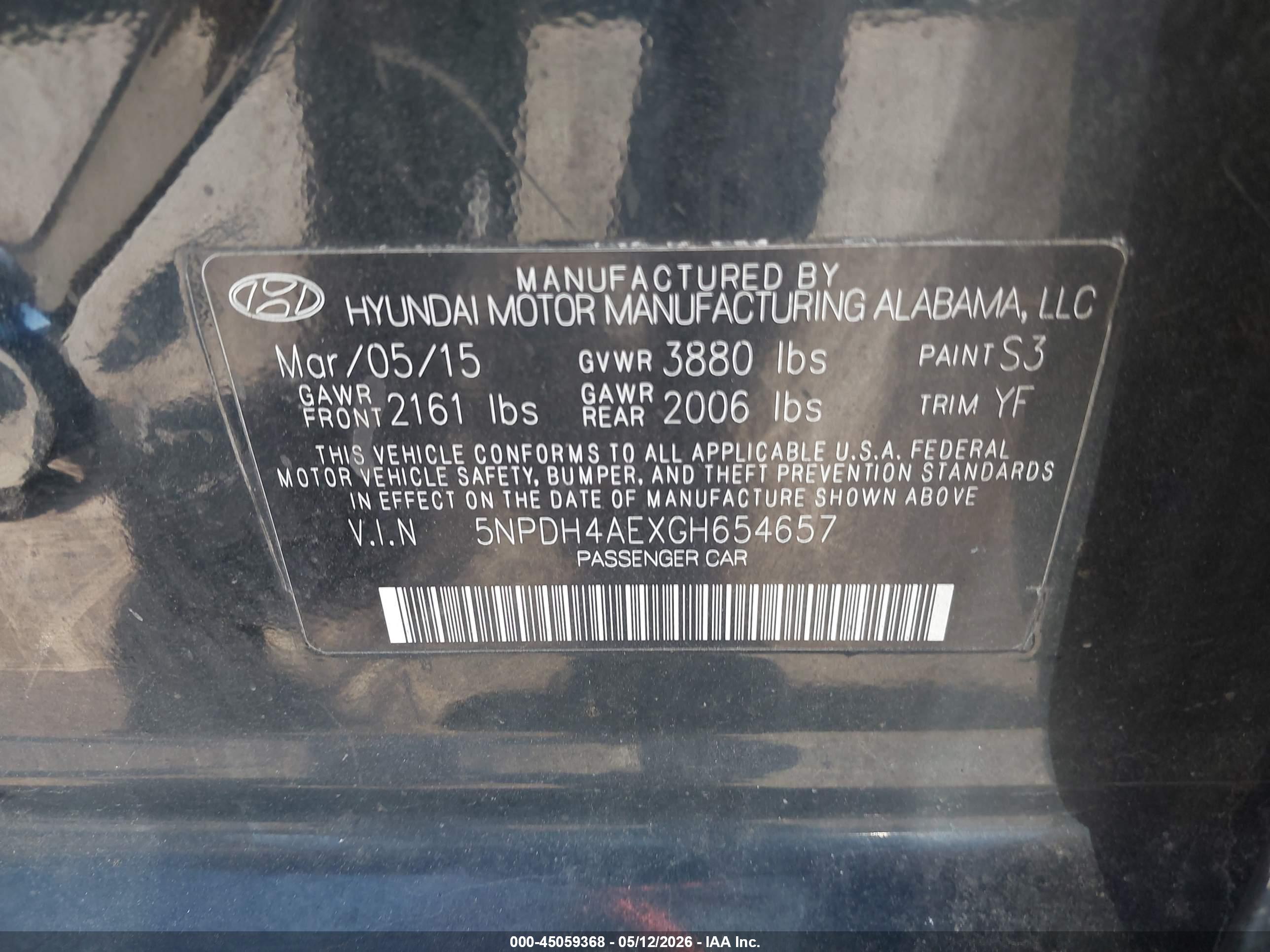 HYUNDAI ELANTRA image 9