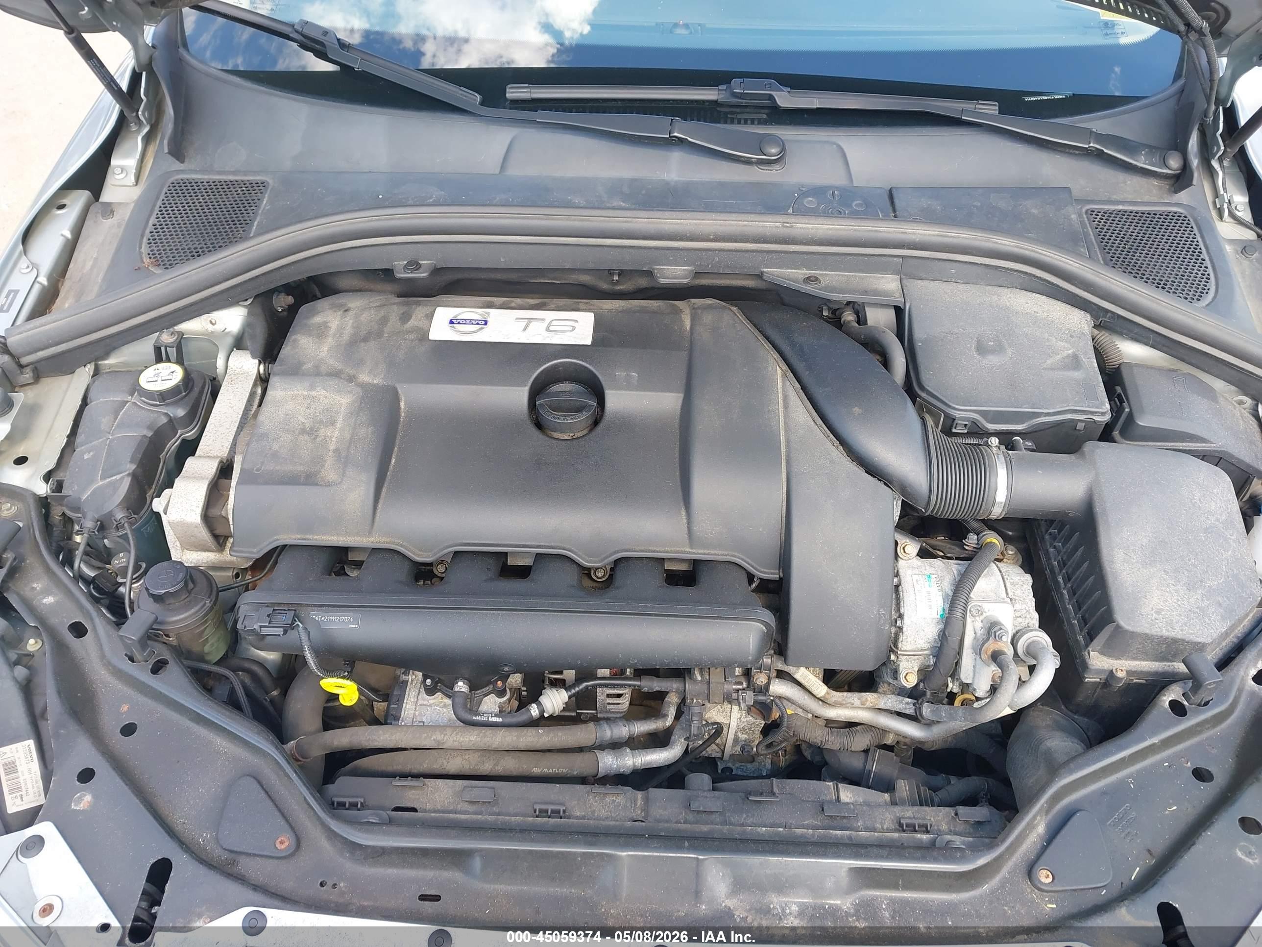VOLVO XC60 image 10
