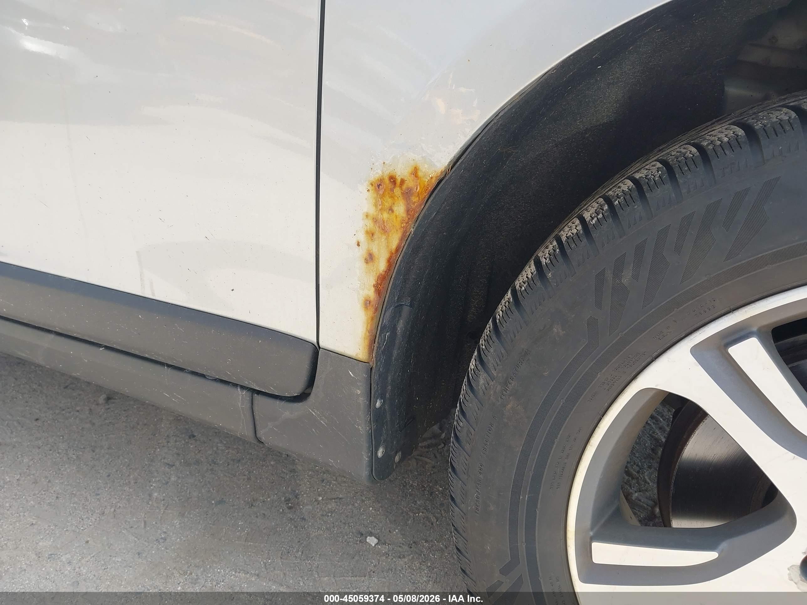 VOLVO XC60 image 6