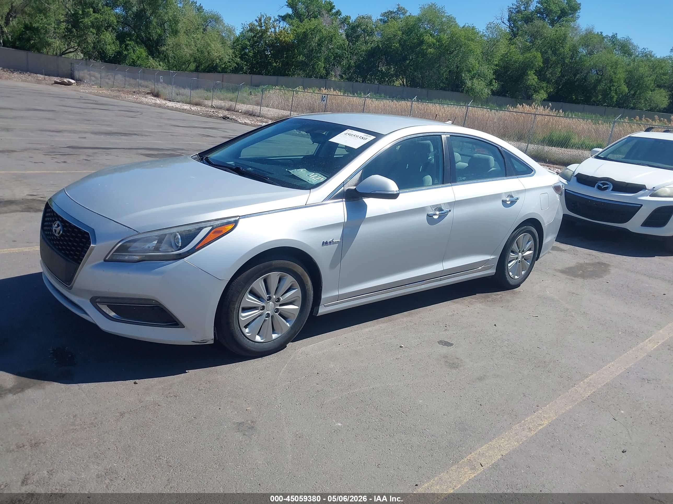 HYUNDAI SONATA image 2