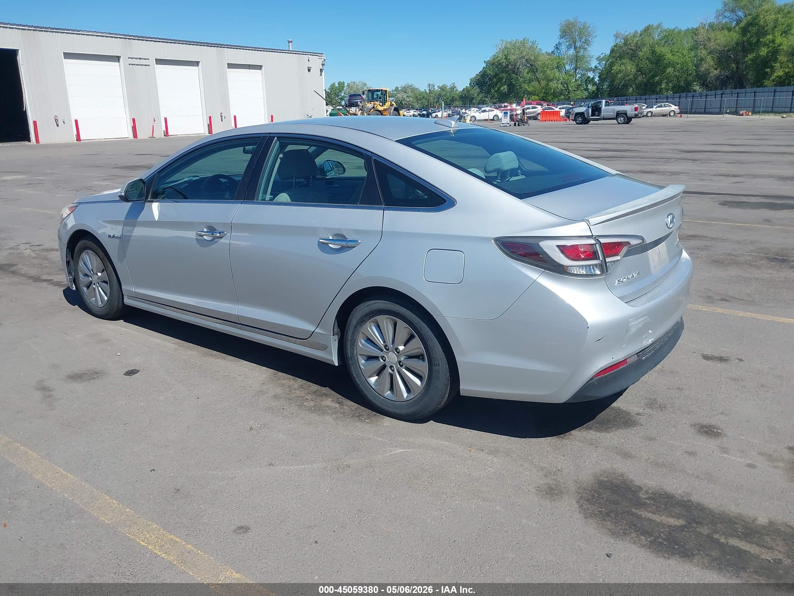 HYUNDAI SONATA image 3