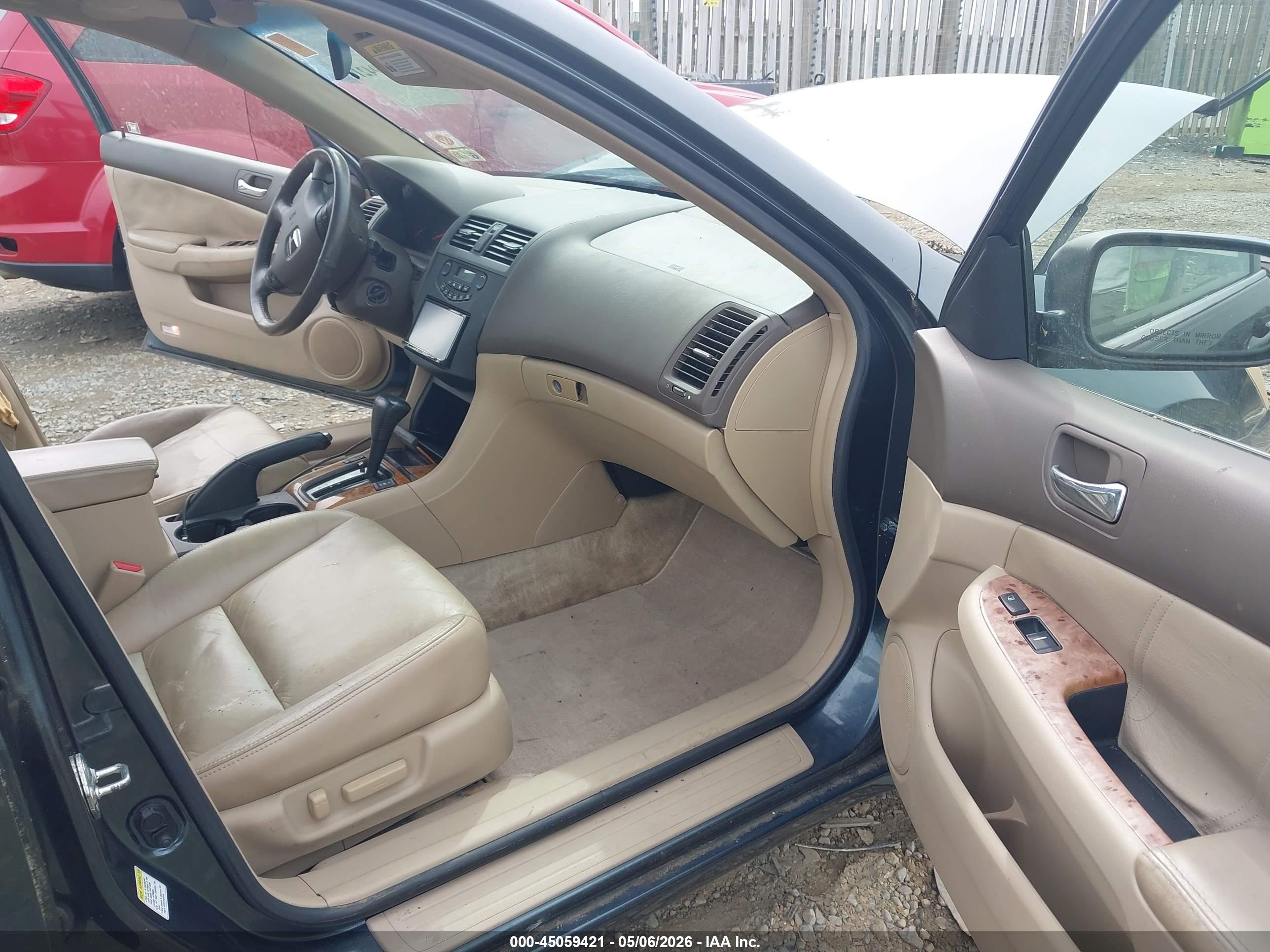 HONDA ACCORD image 5