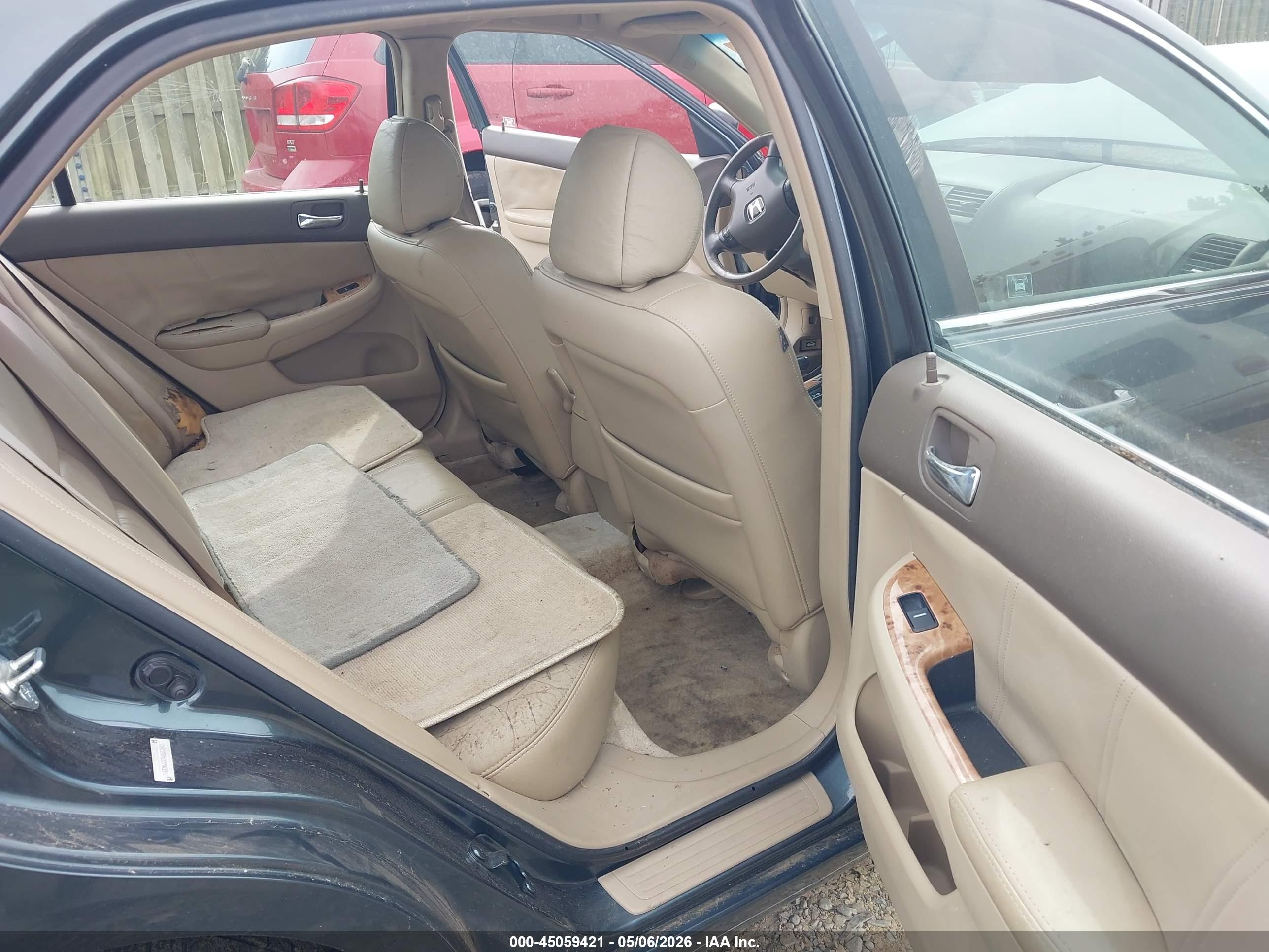 HONDA ACCORD image 8