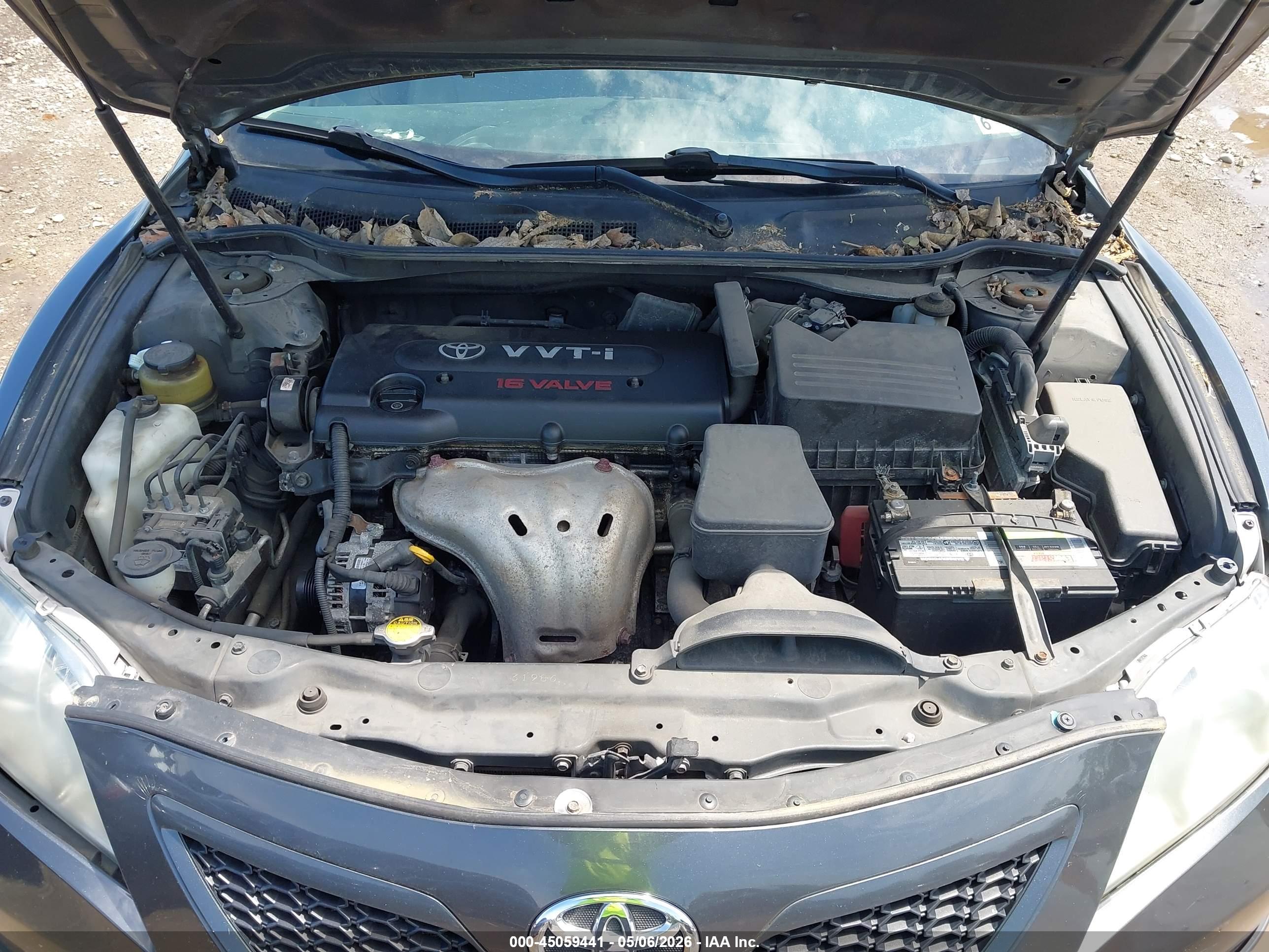TOYOTA CAMRY image 10