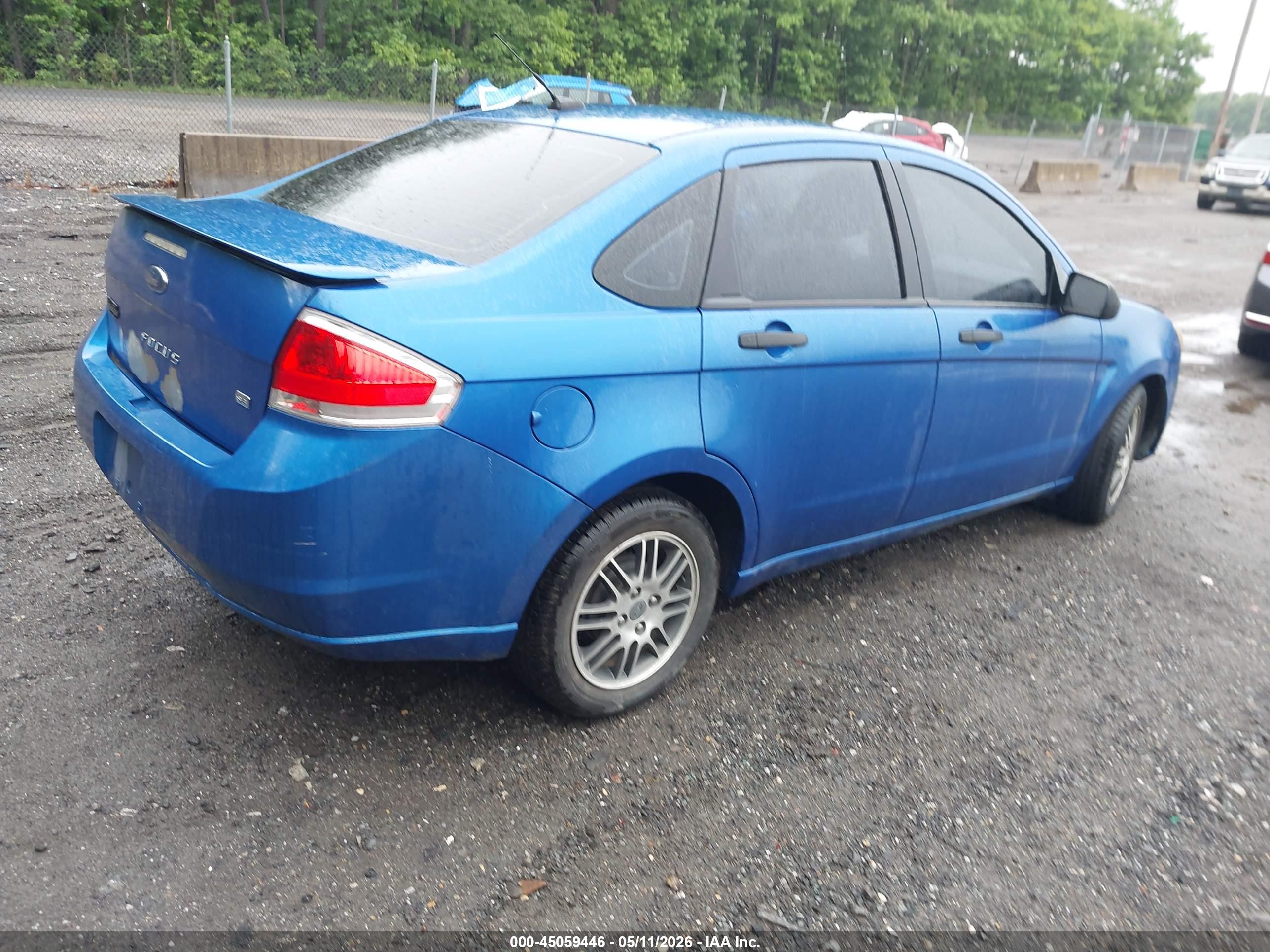 FORD FOCUS image 4