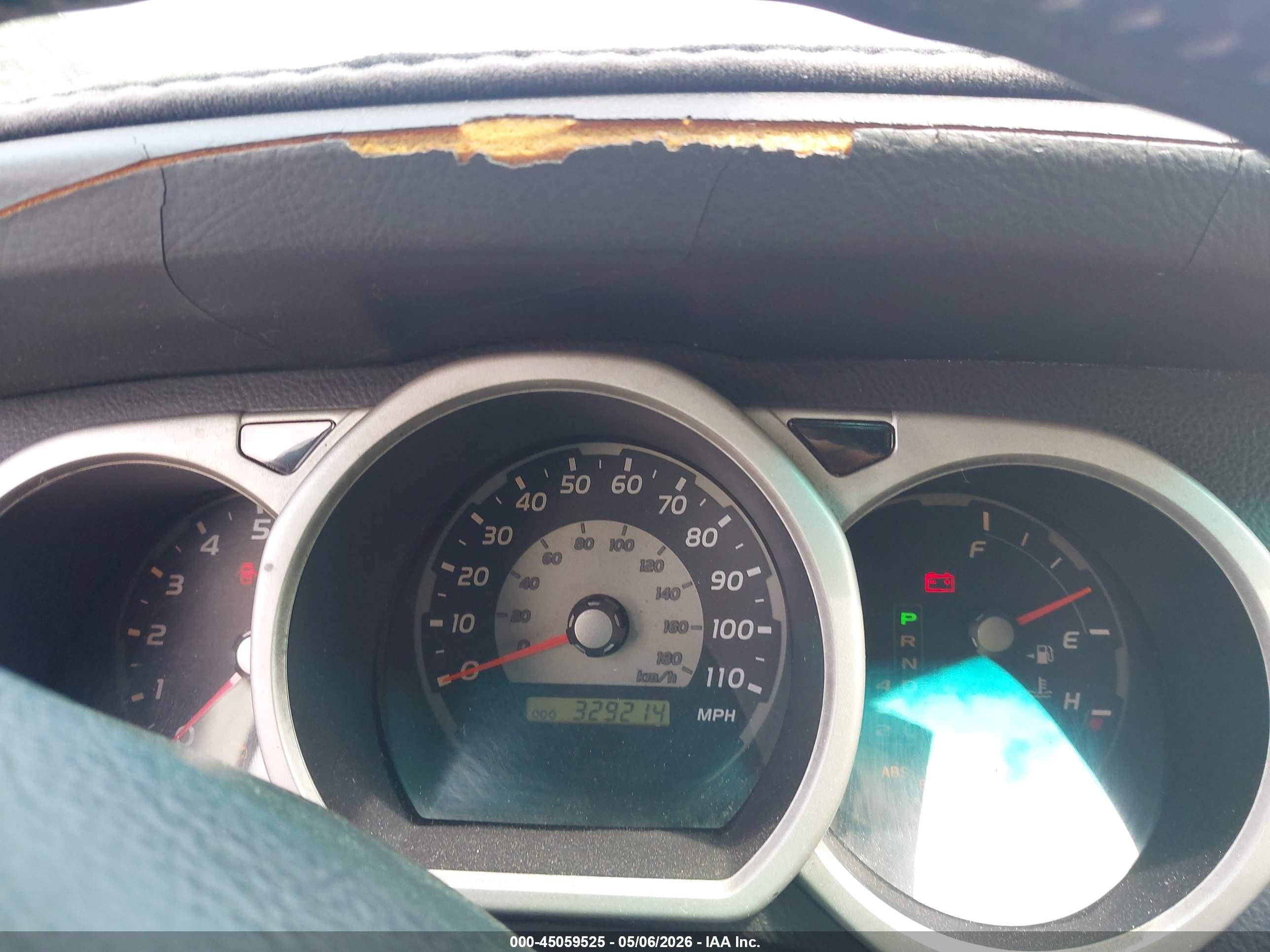 TOYOTA 4RUNNER image 7