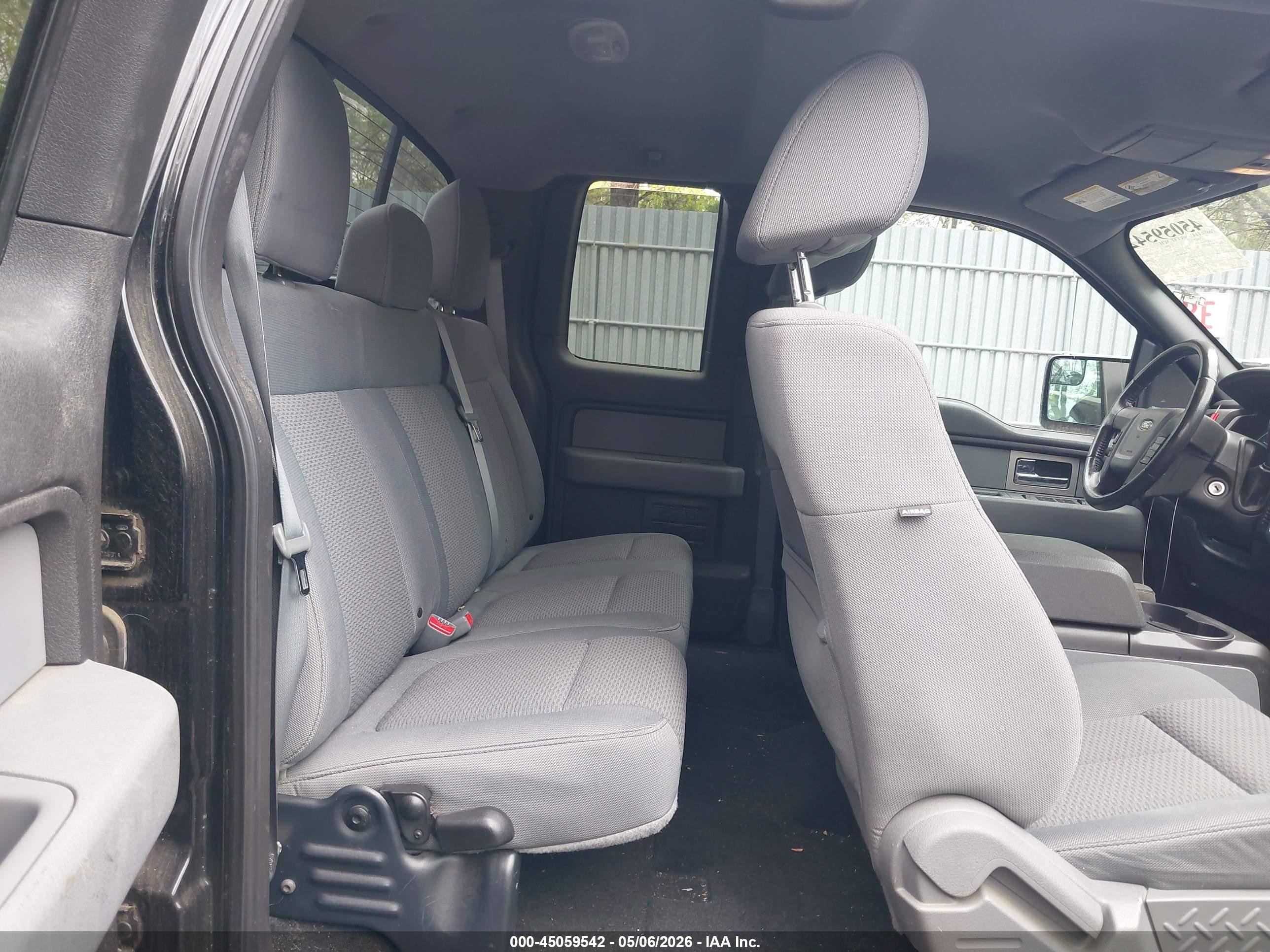 FORD F-150 image 8