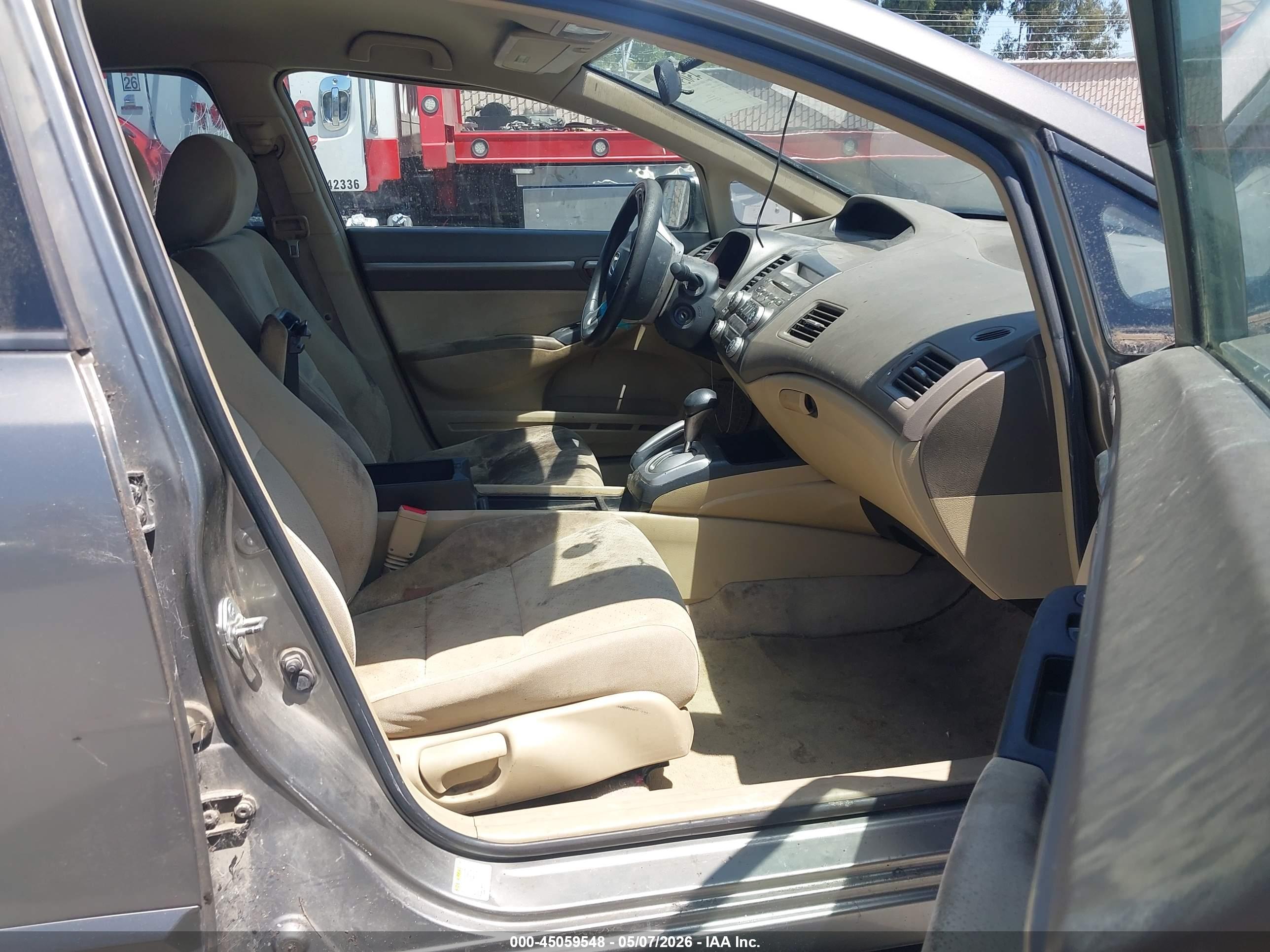 HONDA CIVIC image 5