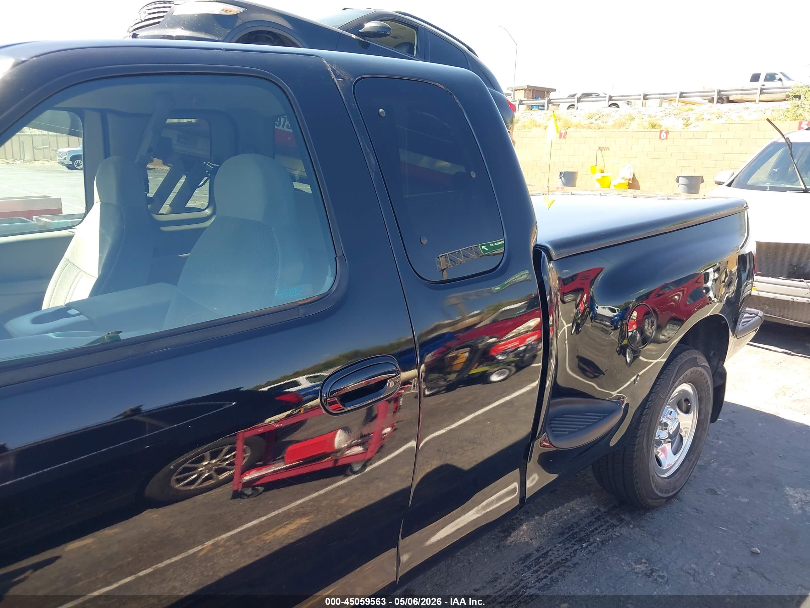 FORD F-150 image 6