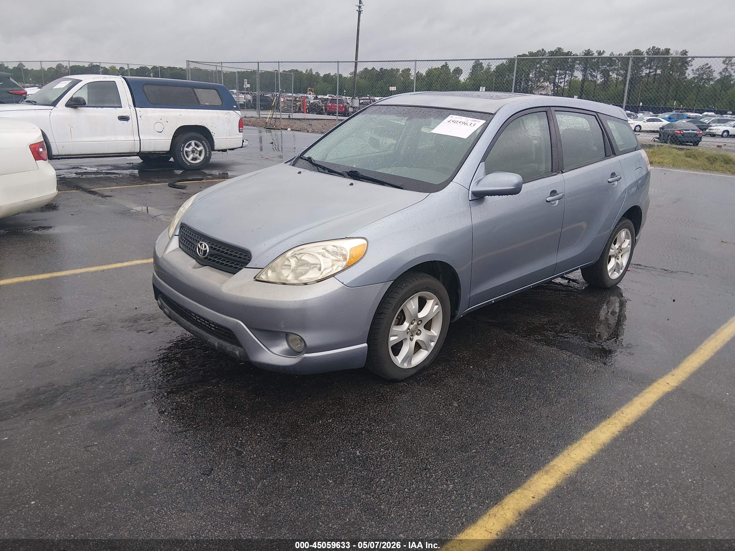 TOYOTA MATRIX image 2