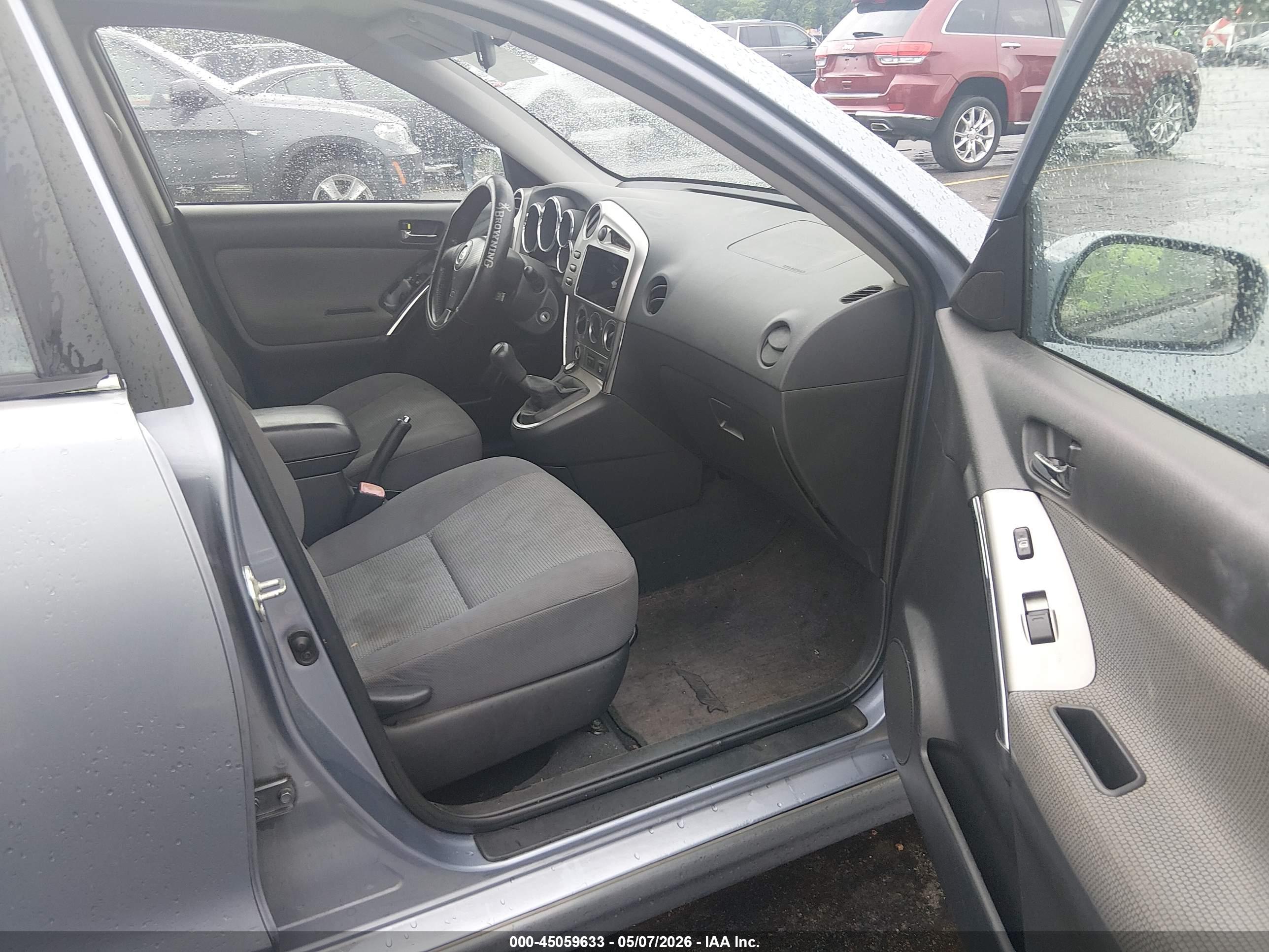 TOYOTA MATRIX image 5