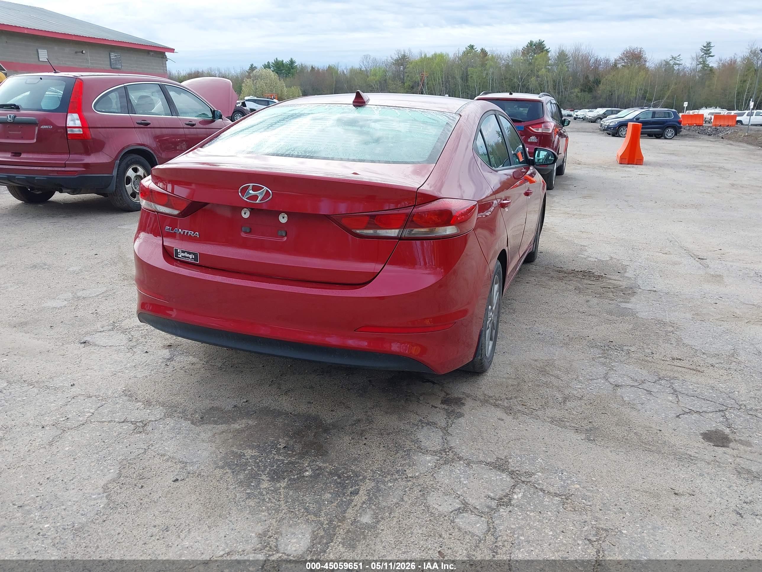 HYUNDAI ELANTRA image 4
