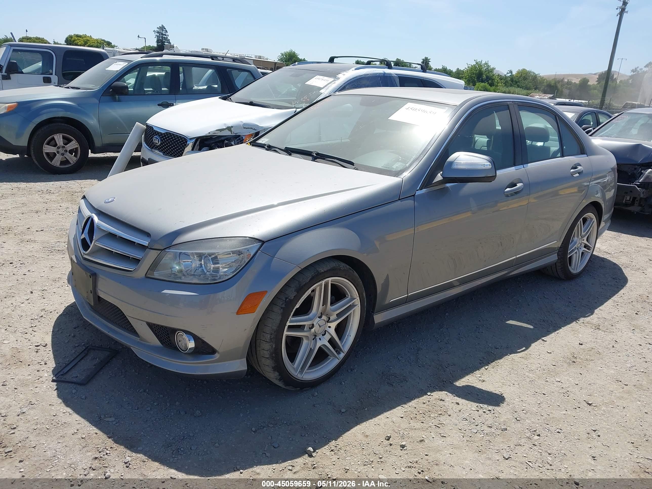 MERCEDES-BENZ C image 2