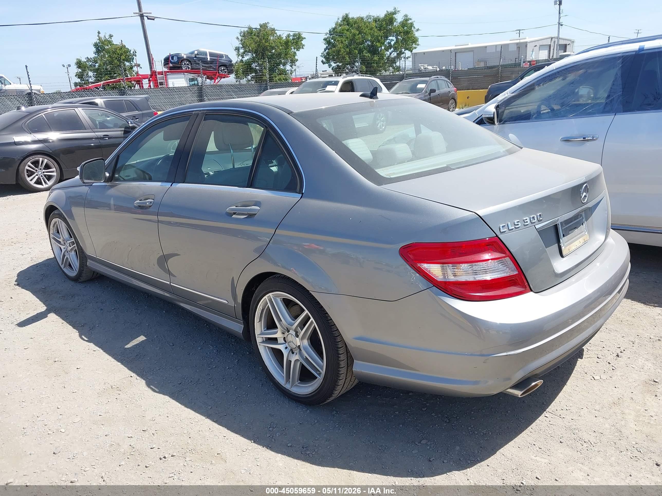 MERCEDES-BENZ C image 3