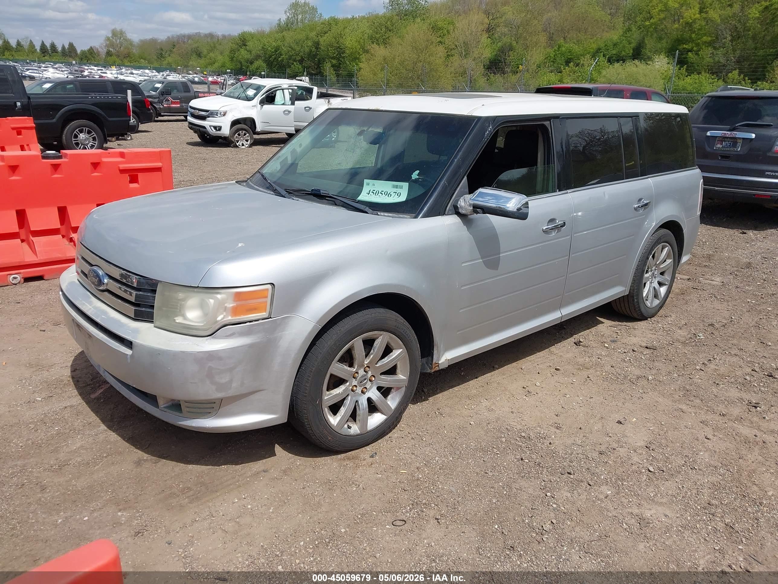 FORD FLEX image 2