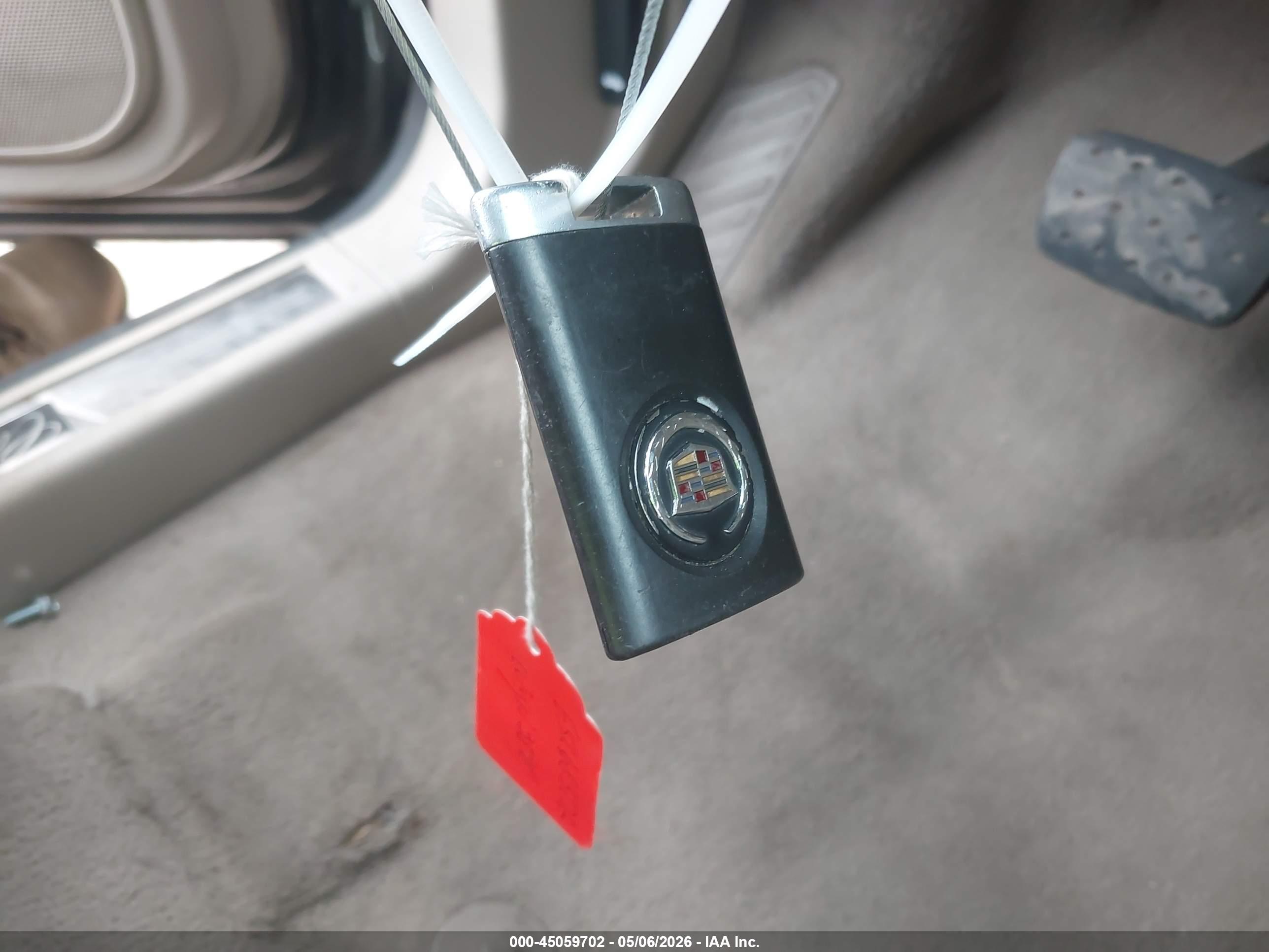 CADILLAC SRX image 11