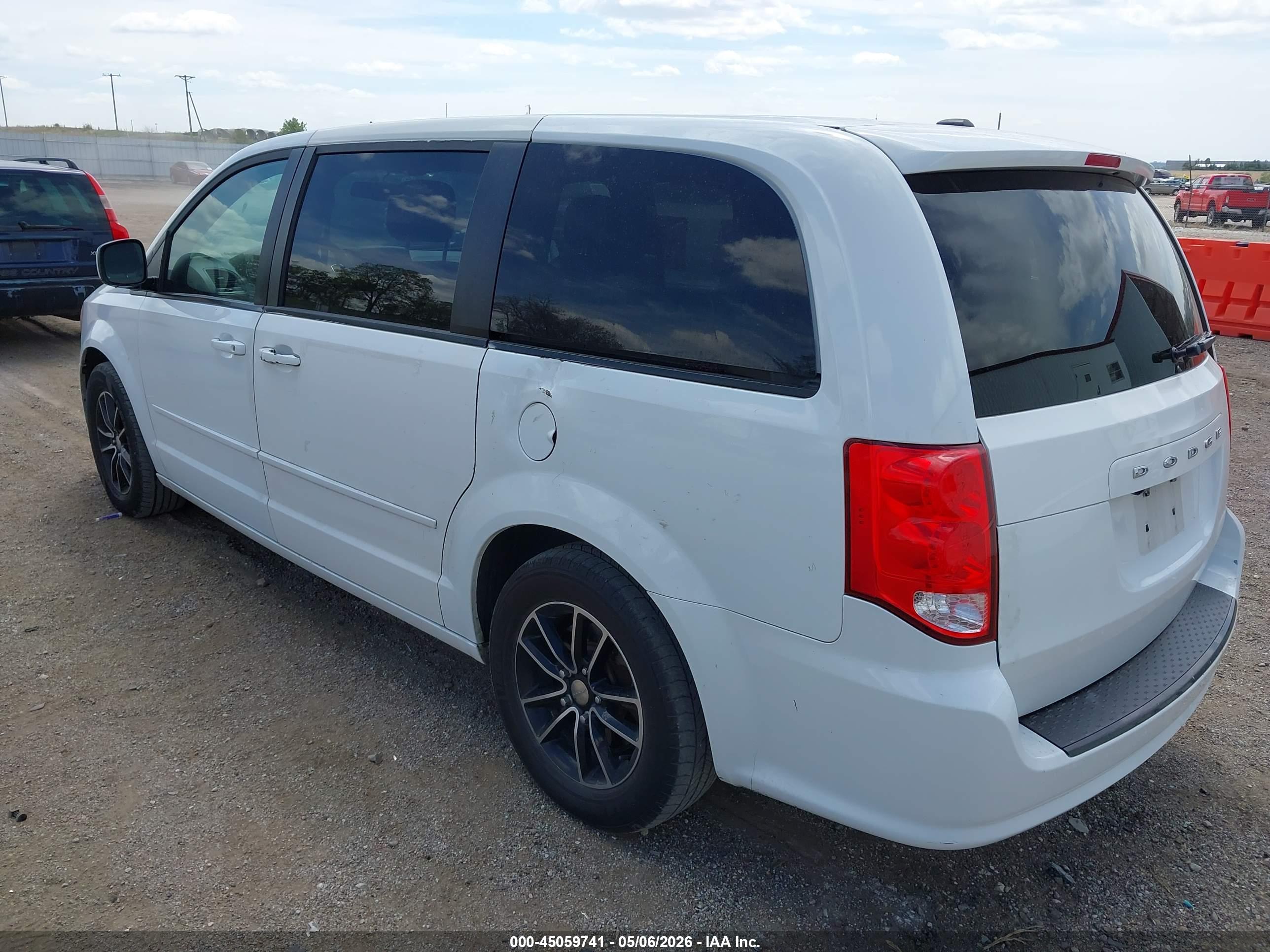 DODGE GRAND image 3