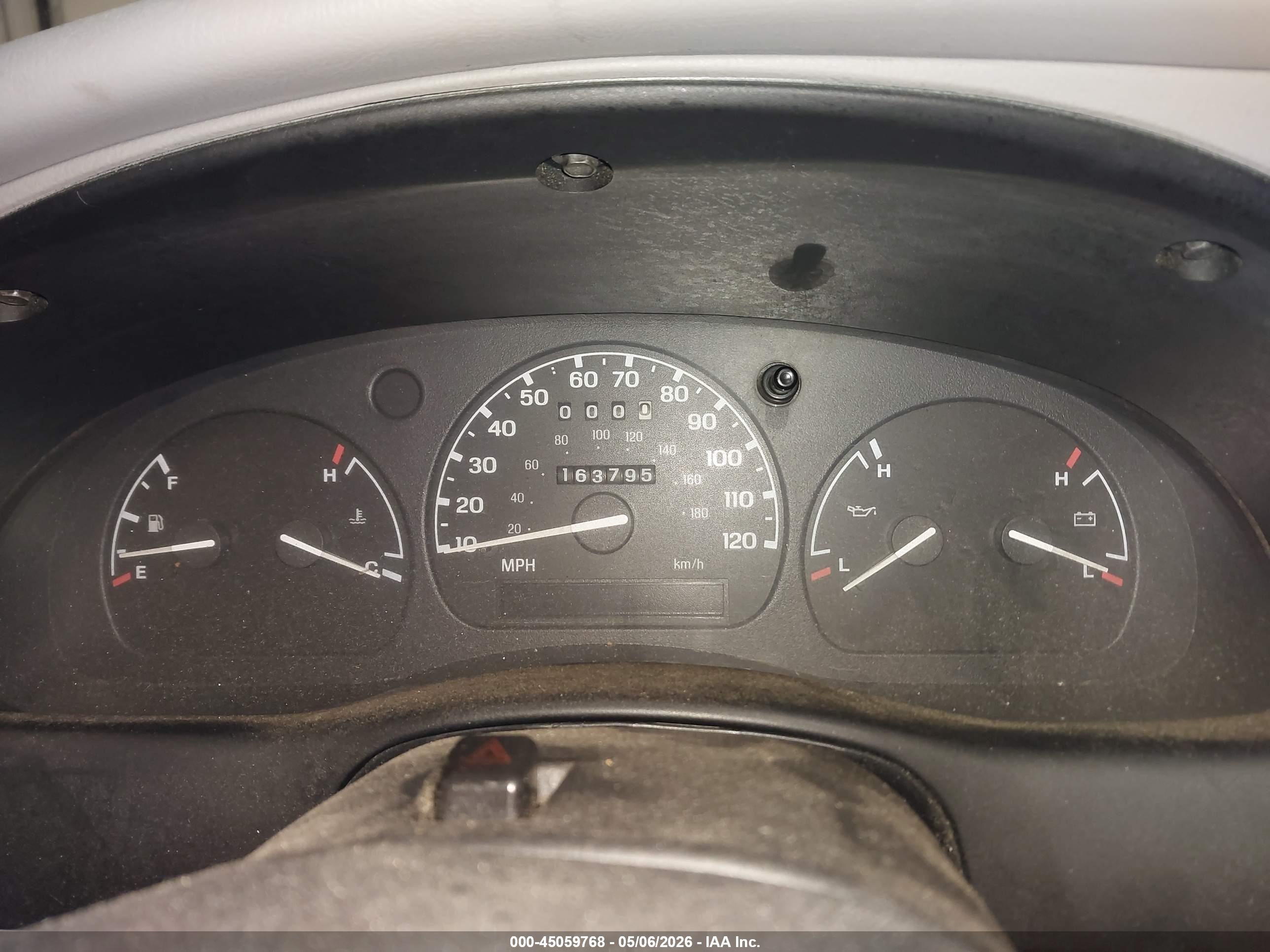 FORD RANGER image 7