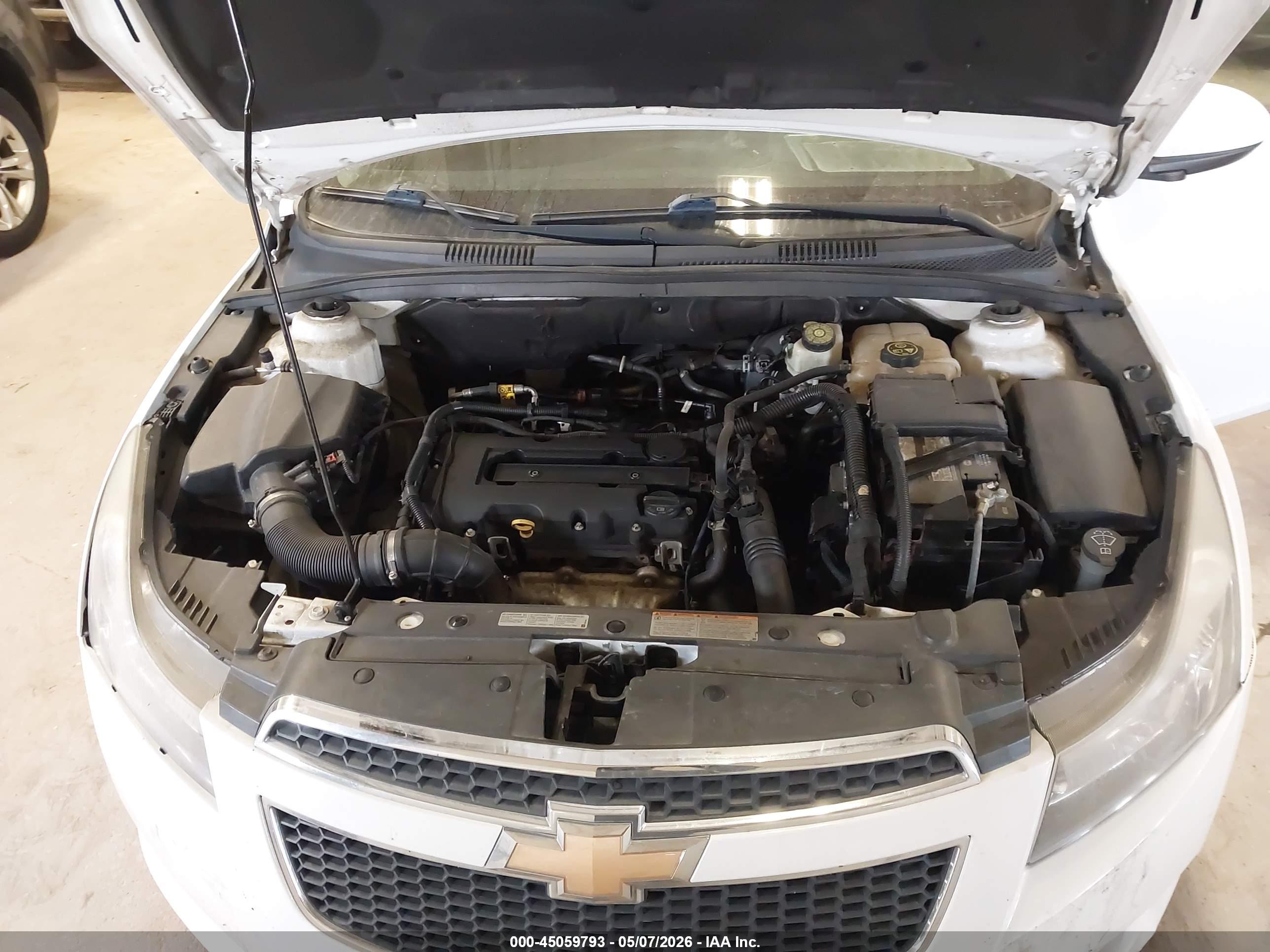 CHEVROLET CRUZE image 10