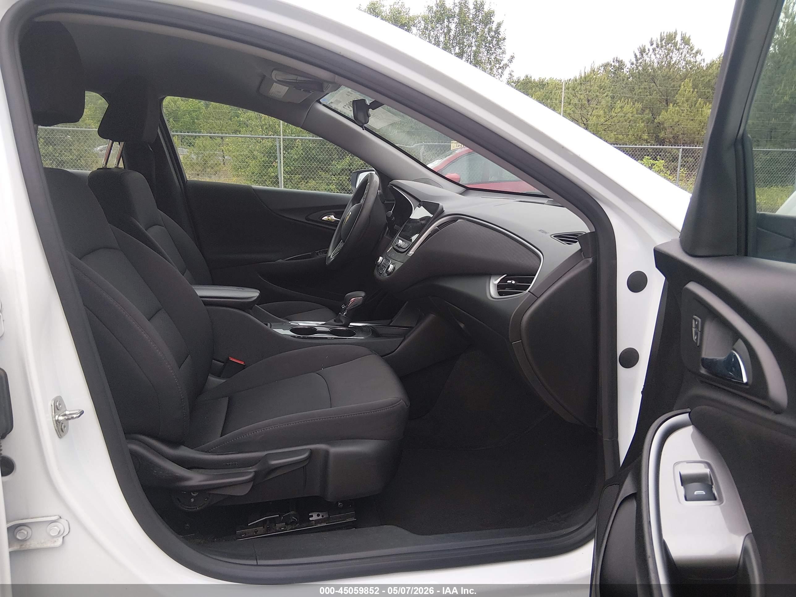 CHEVROLET MALIBU image 5