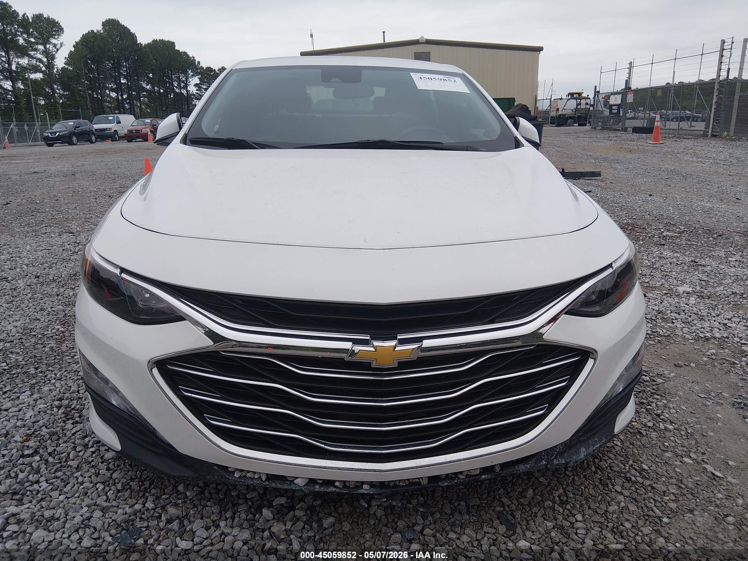CHEVROLET MALIBU image 6