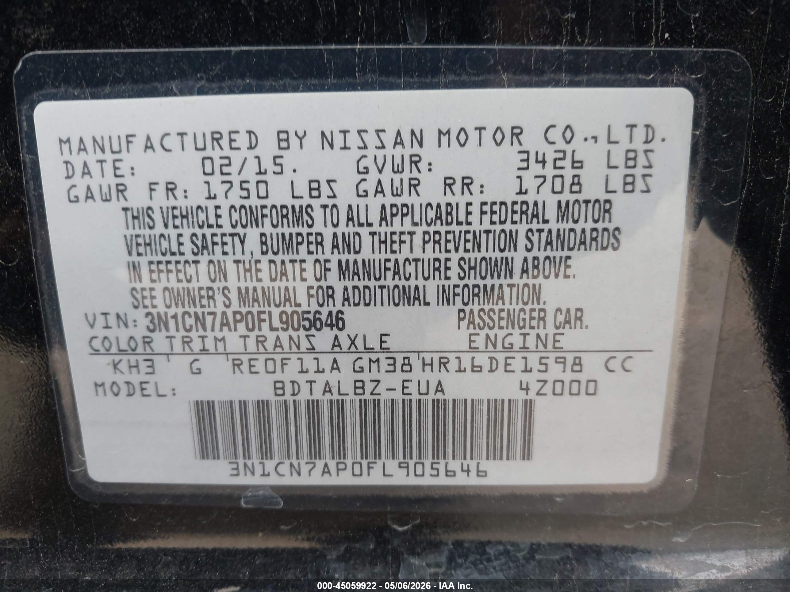 NISSAN VERSA image 9