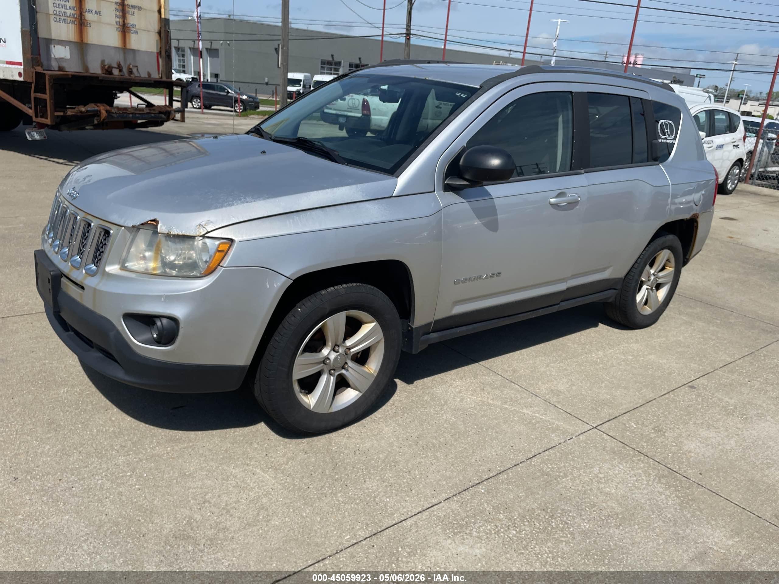 JEEP COMPASS image 2