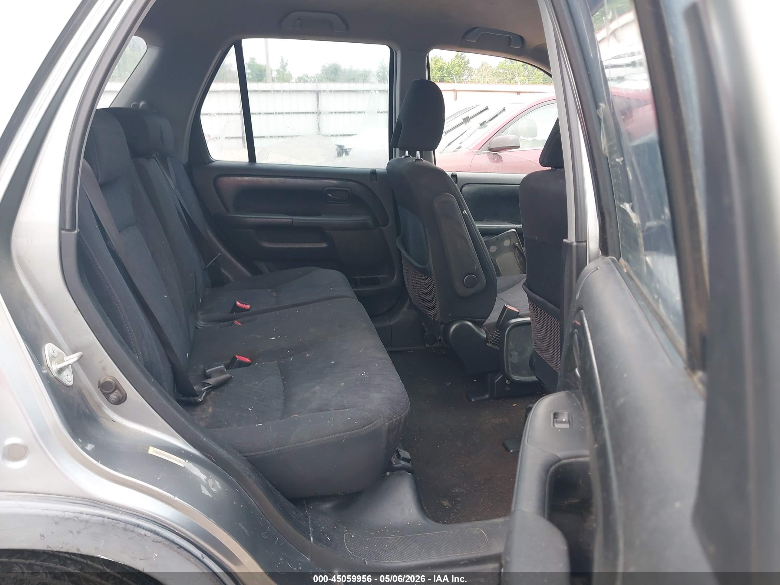 HONDA CR-V image 8